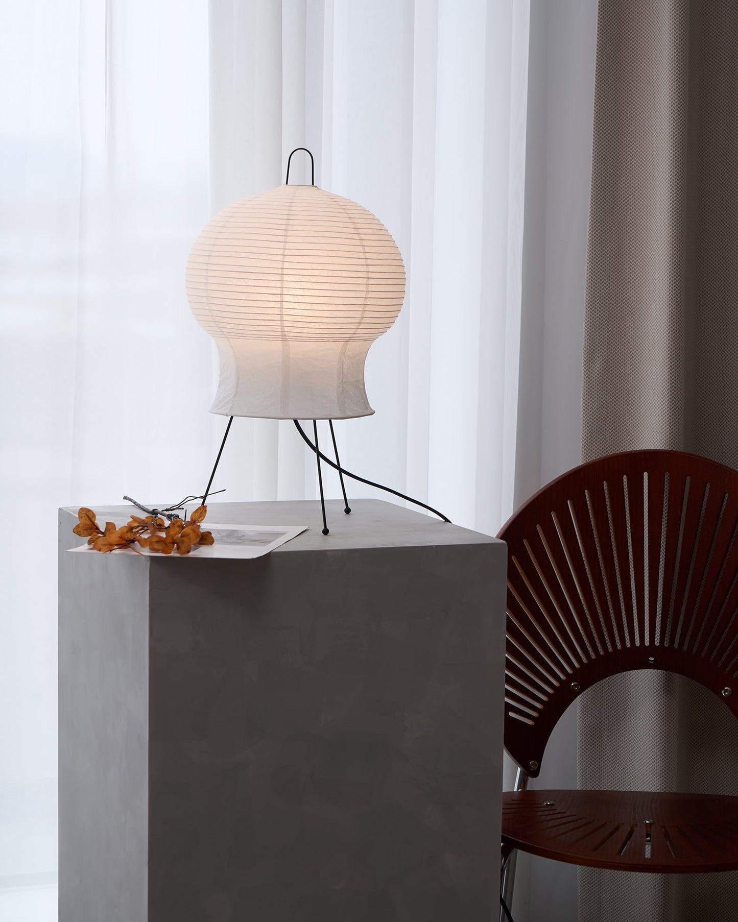 Asano Paper Table Lamp - Loonglight