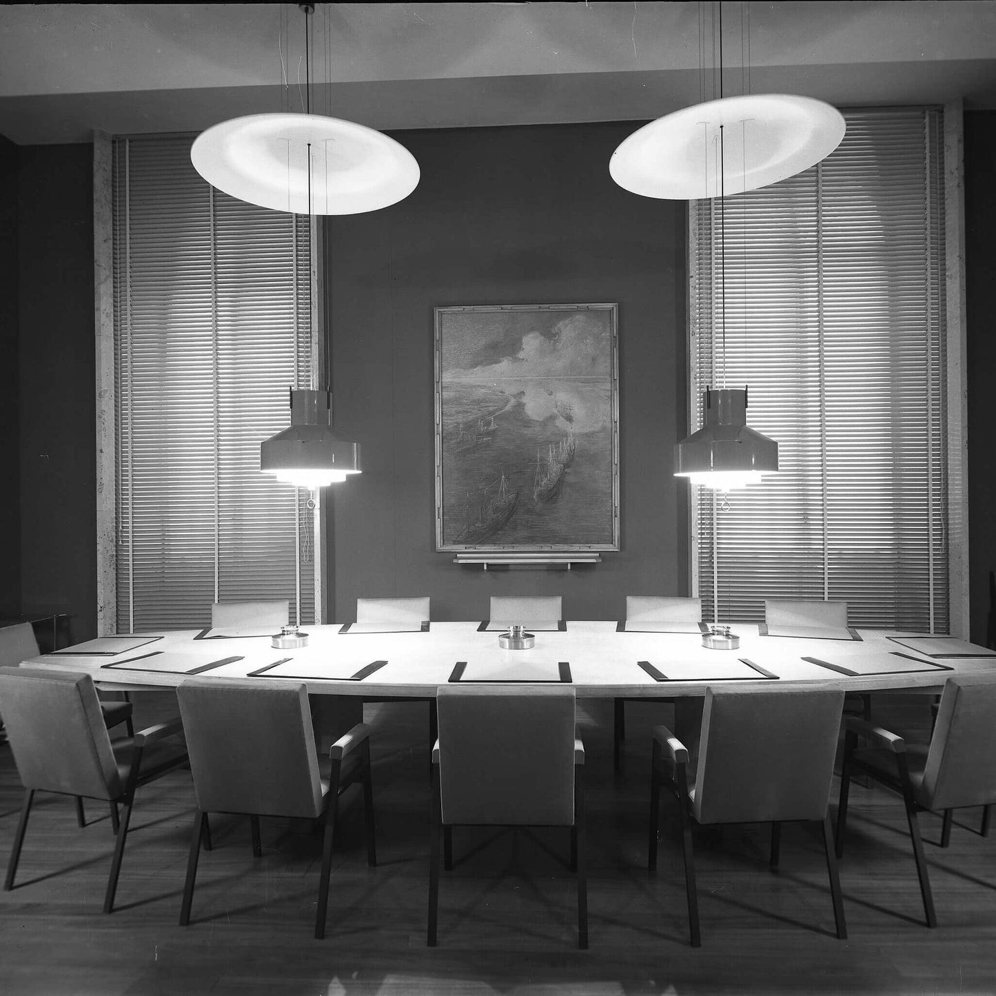 Jeka Suspension Pendant Light - Loonglight