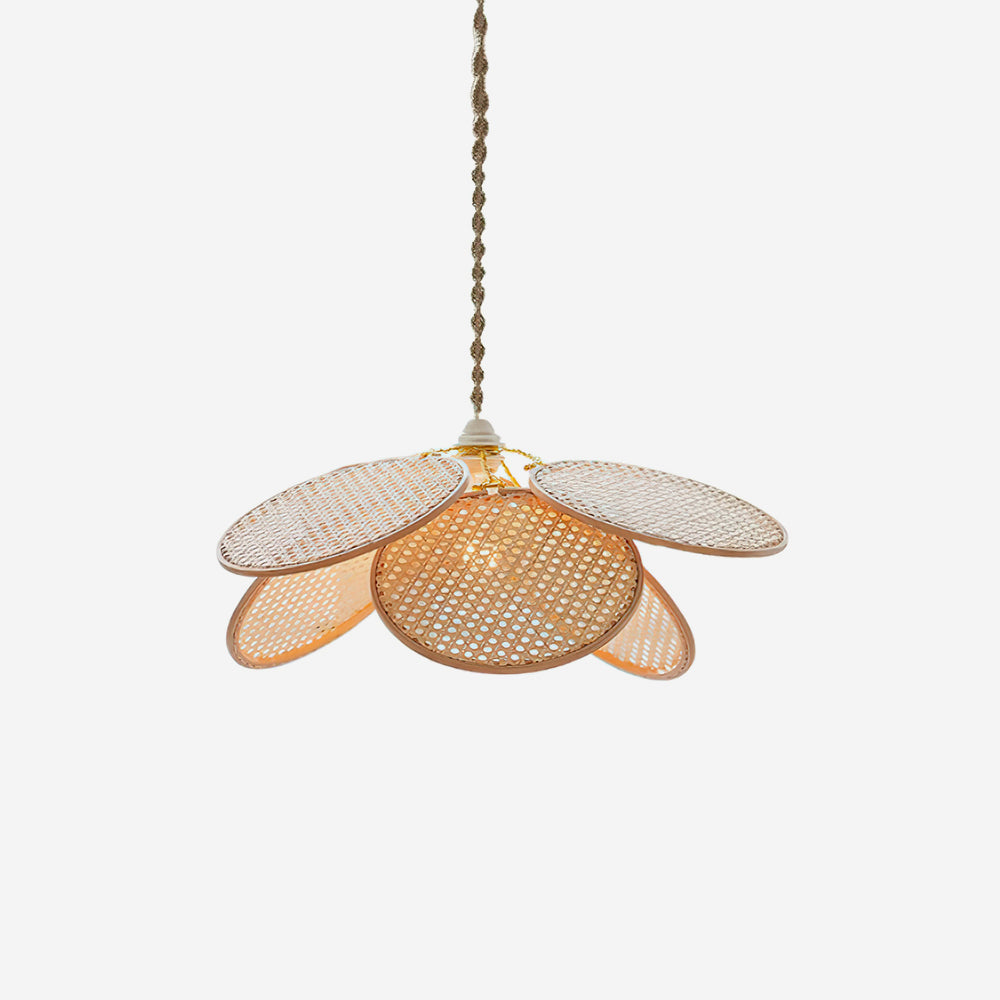 Kloe Petal Pendant Light - Loonglight