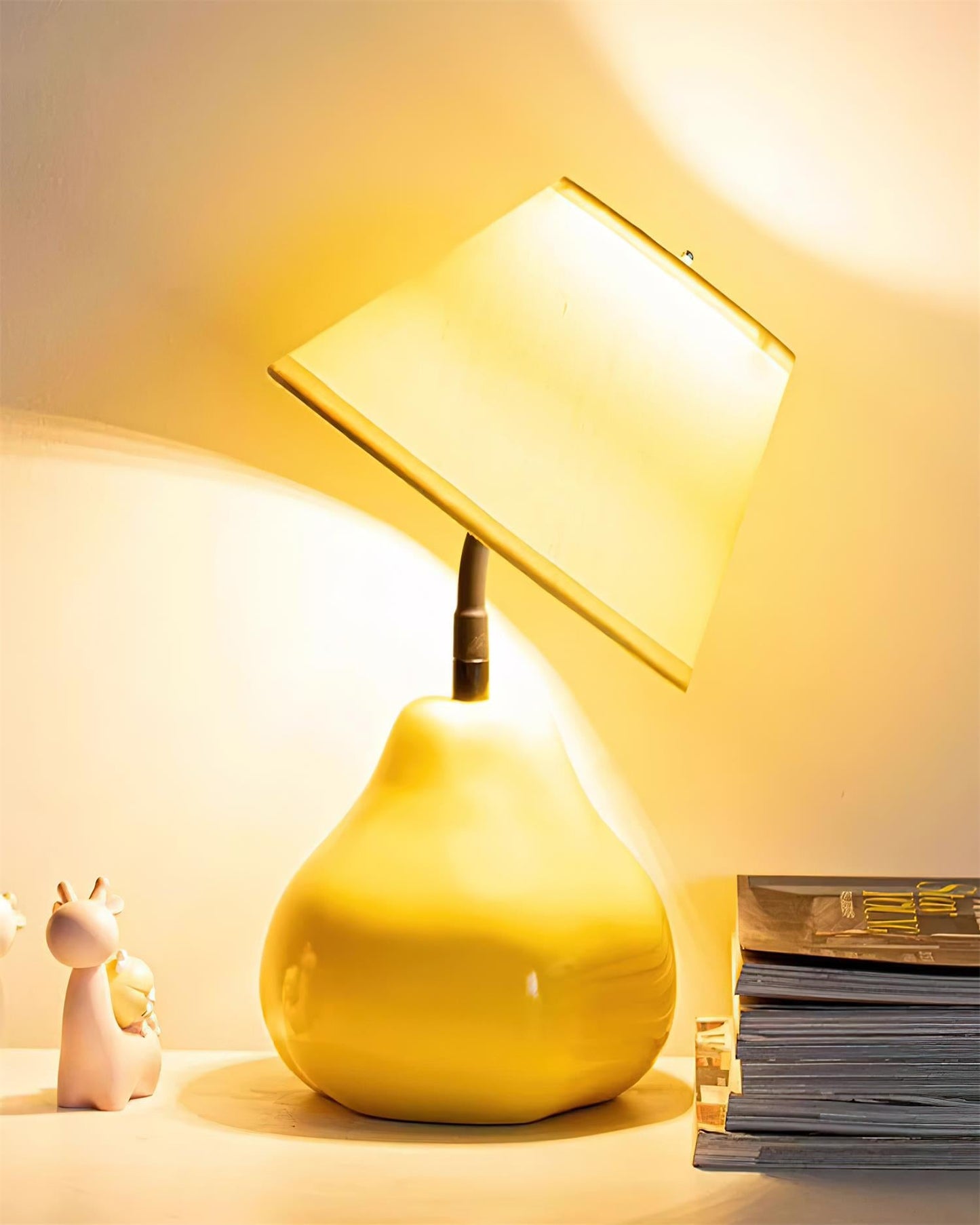 Pear Table Lamp - Loonglight