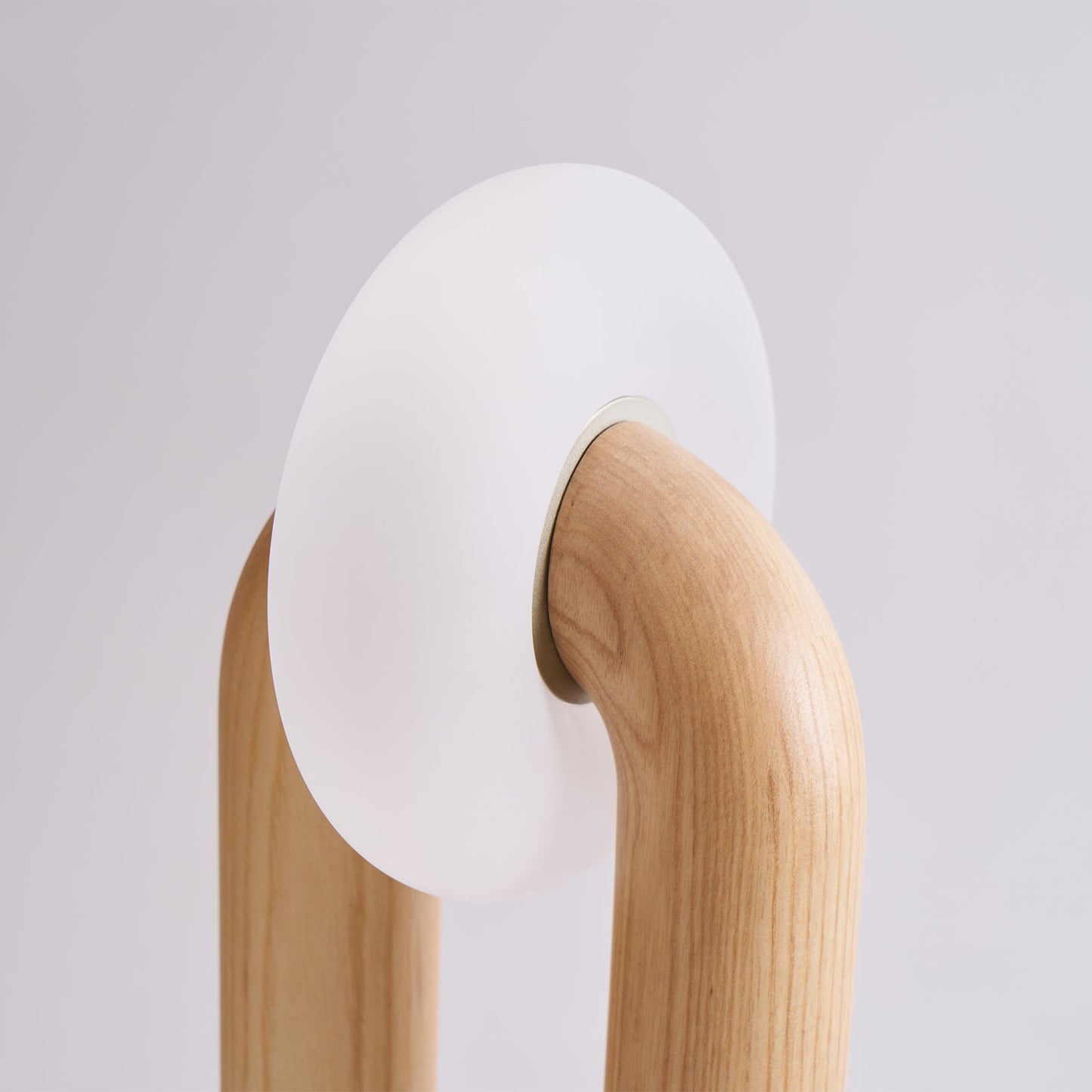 Teelo Table Lamp - Loonglight