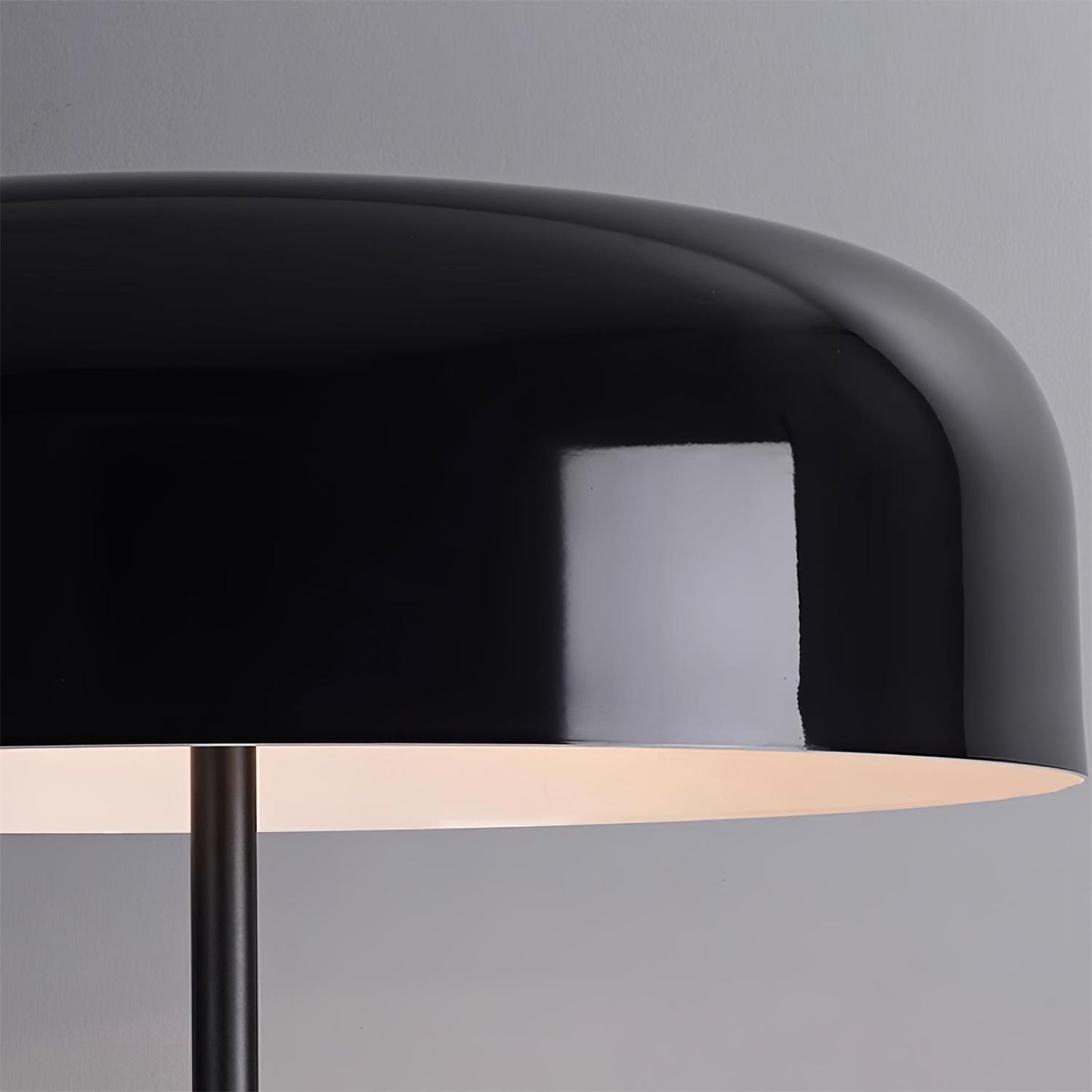 Towa Wood Table Lamp - Loonglight