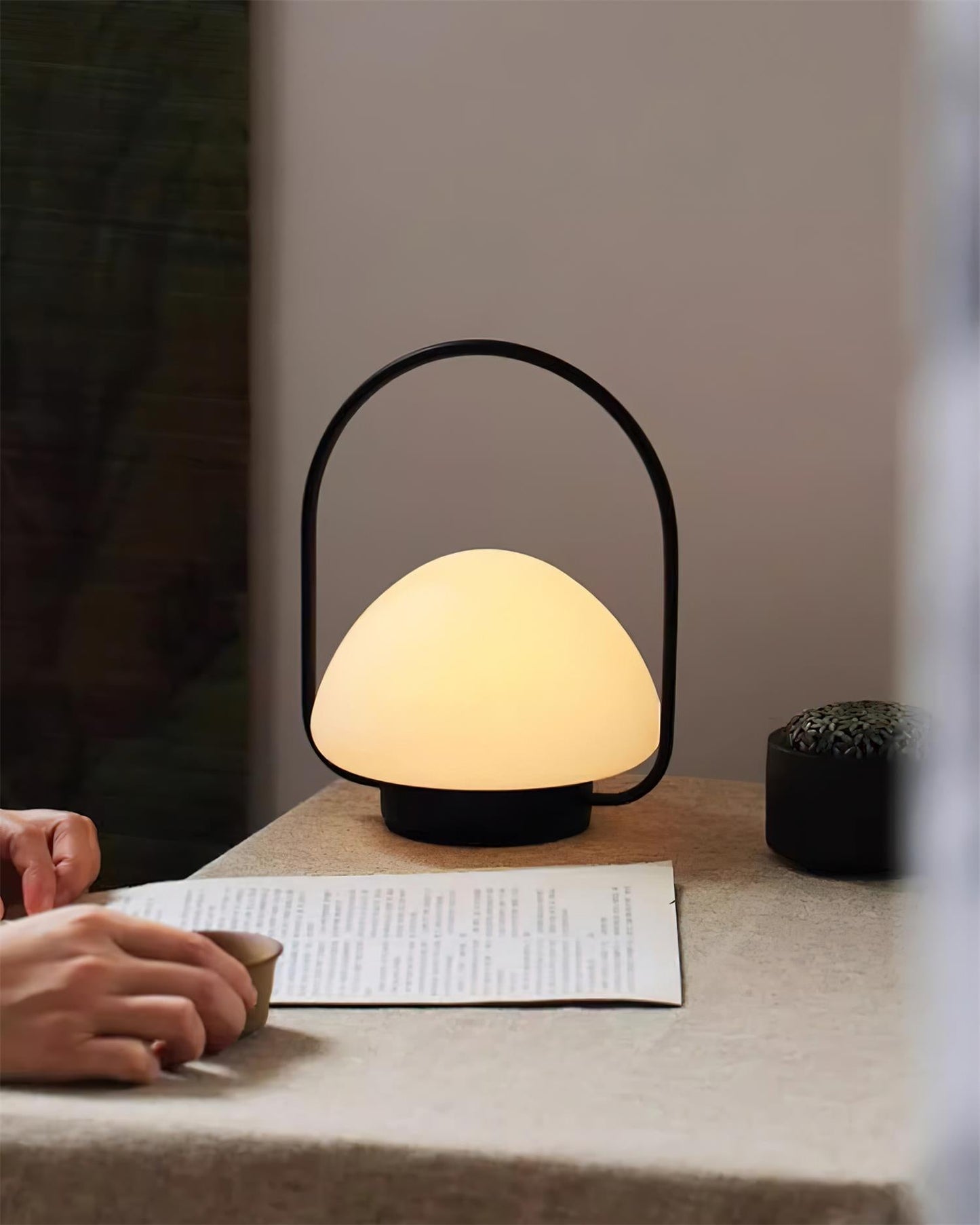 Zoe Portable Table Lamp - Loonglight