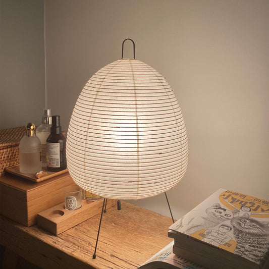 The Timeless Elegance of the Akari 1A Table Lamp