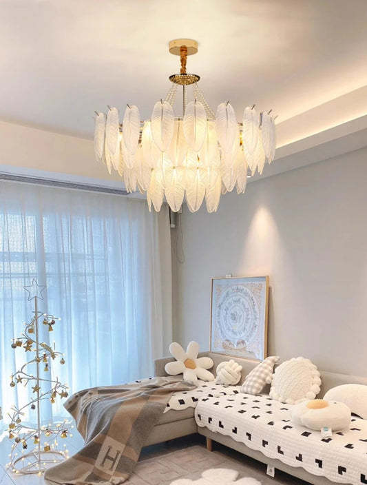How to Choose a Layered Glass Chandelier for a Living Room