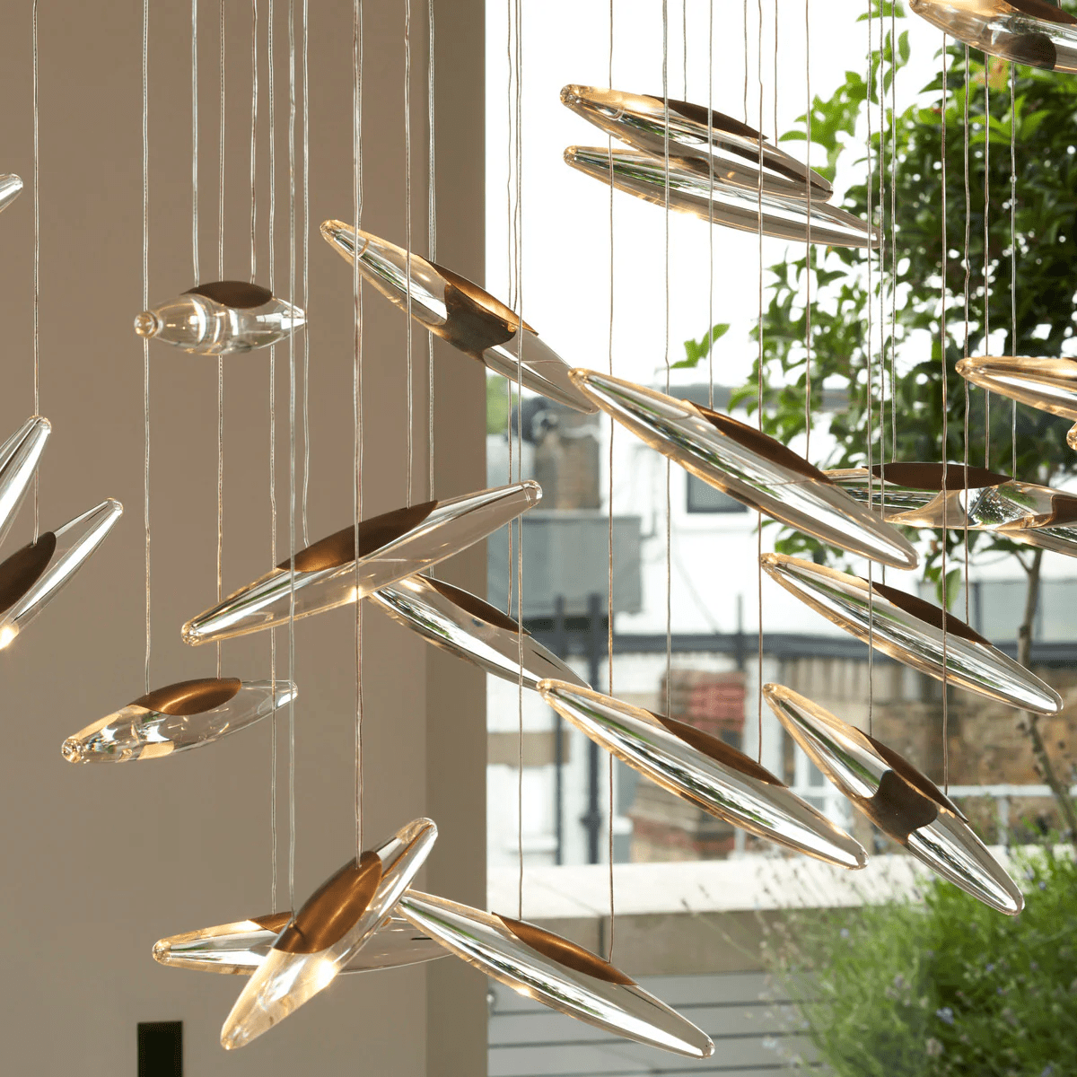 LumiBlade Glass Leaf Chandelier - Loonglight