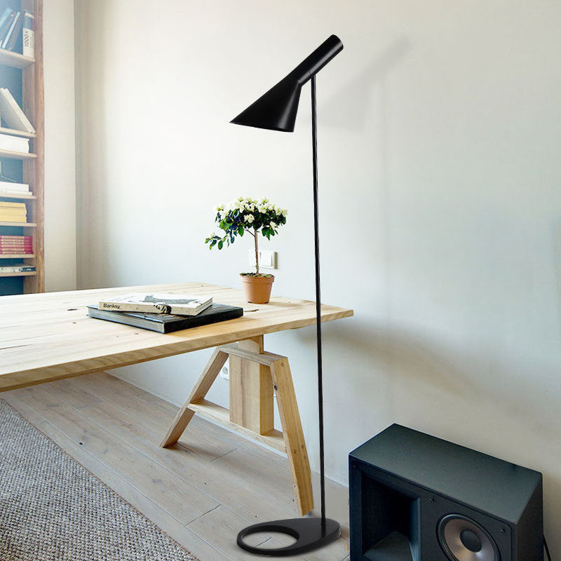 AJ Floor Lamp 2