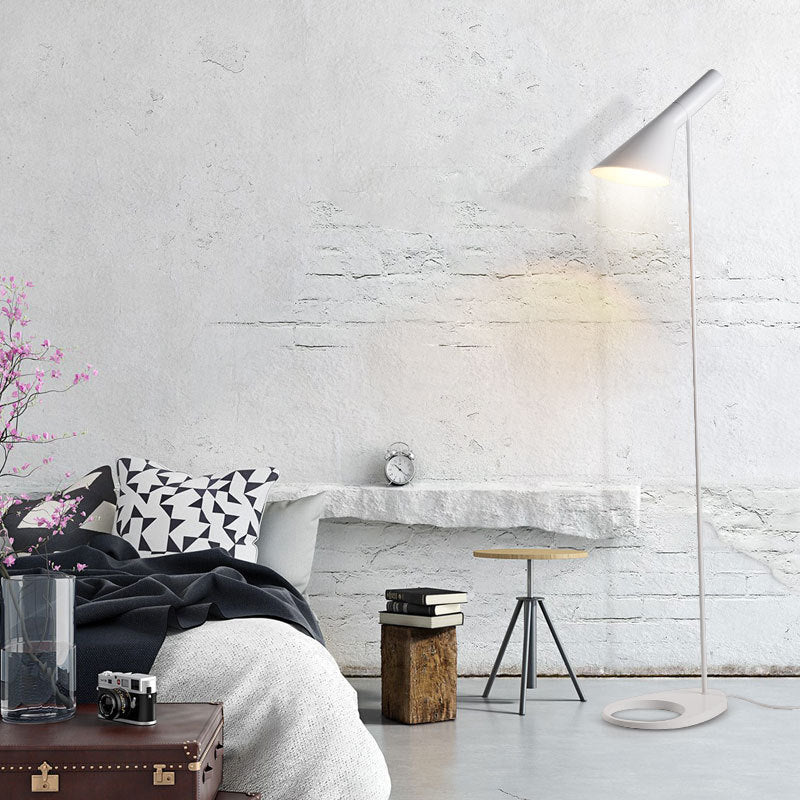 AJ Floor Lamp 3