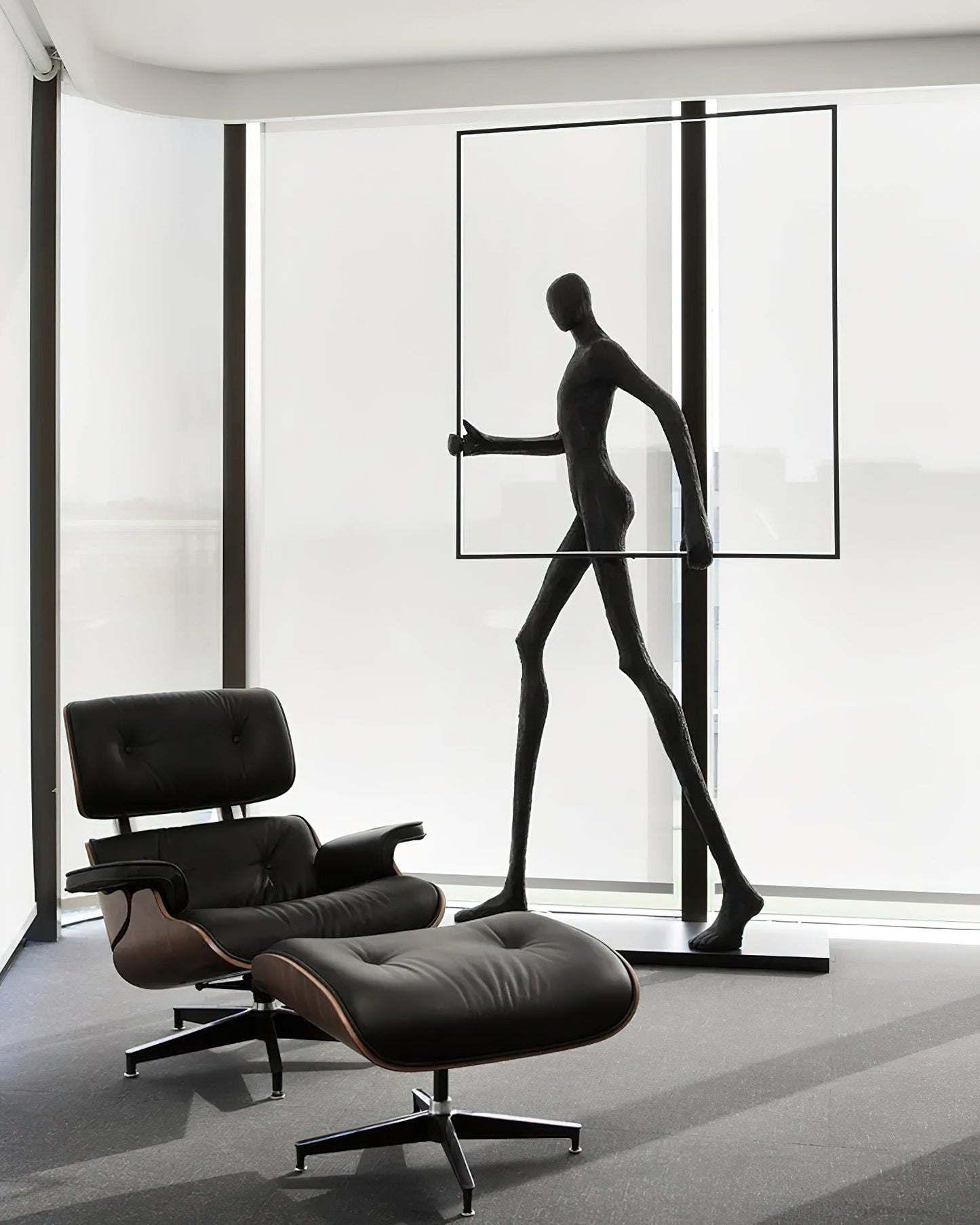 Aeon Sculpture Floor Lamp - Loonglight