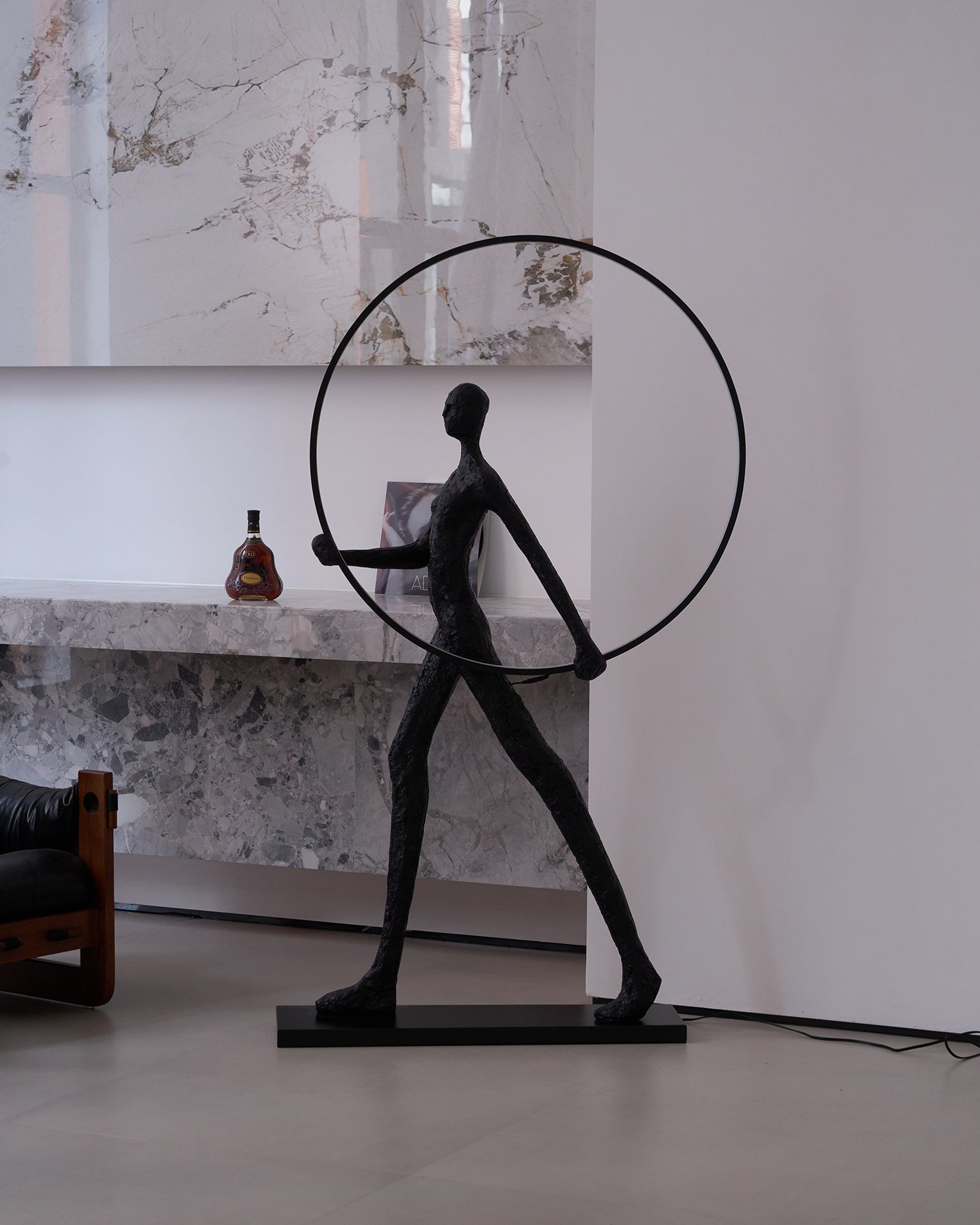 Aeon Sculpture Floor Lamp - Loonglight