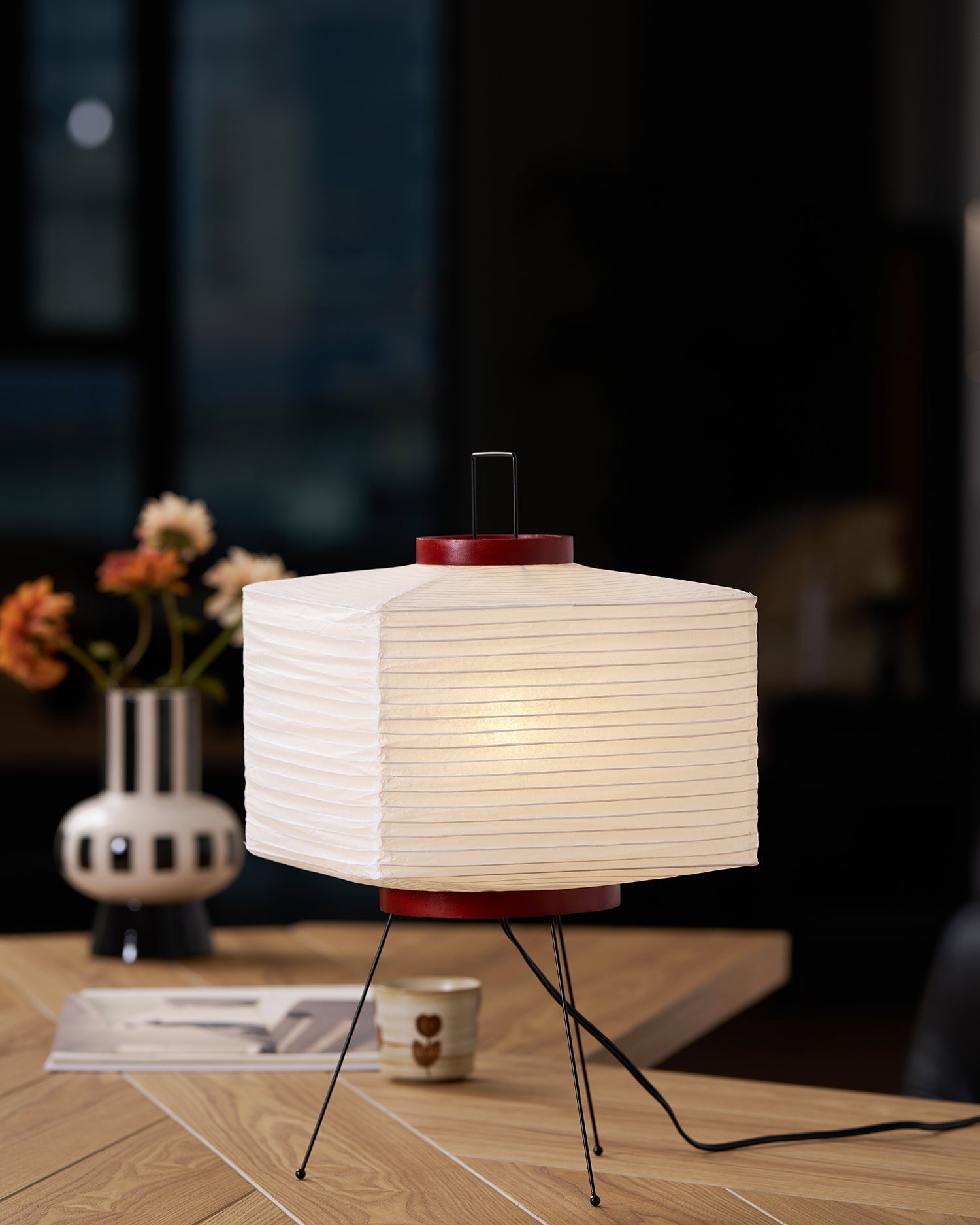 Akari 7A Table Lamp - Loonglight