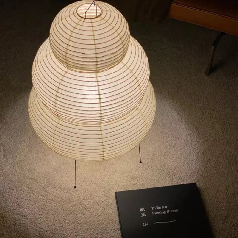 Akari 24N Table Lamp 10