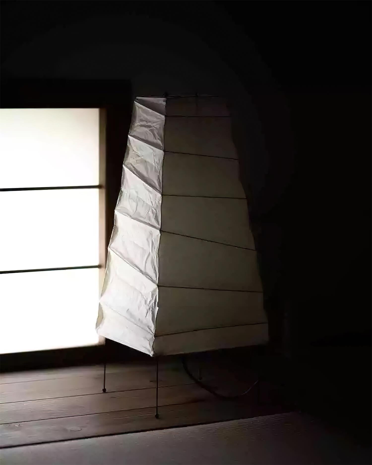 Akari 4N Table Lamp - Loonglight