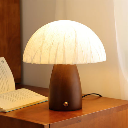 Alice Mushroom Table Lamp - Loonglight