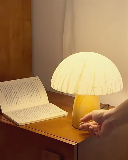 Alice Mushroom Table Lamp - Loonglight