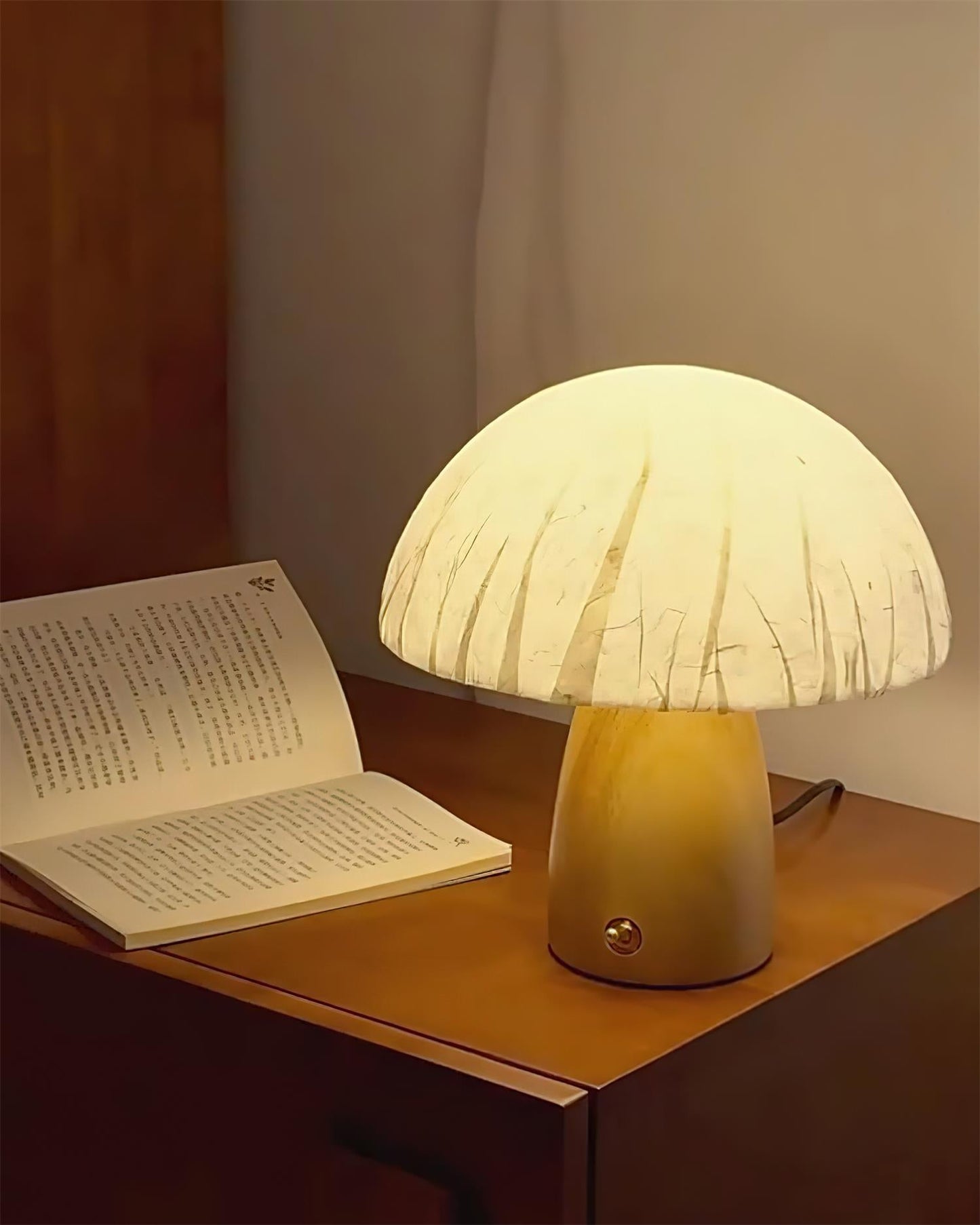 Alice Mushroom Table Lamp - Loonglight
