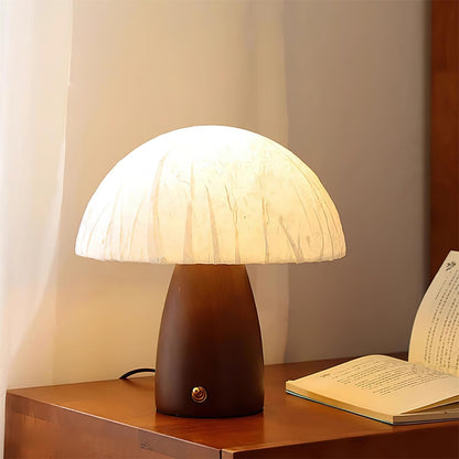 Alice Mushroom Table Lamp - Loonglight