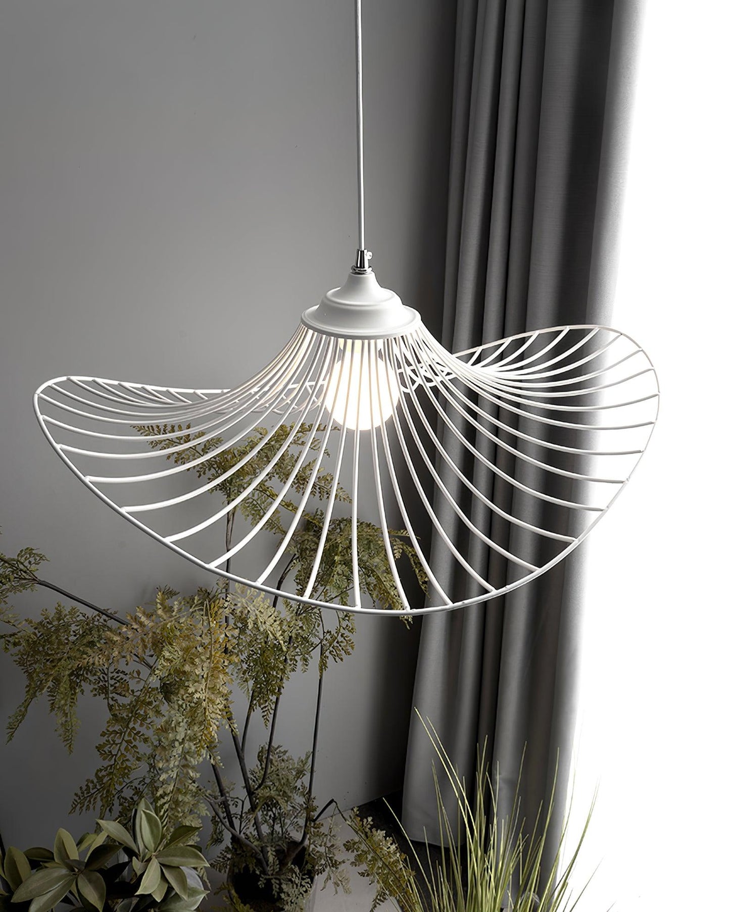 Alice Hat Pendant Light - Loonglight