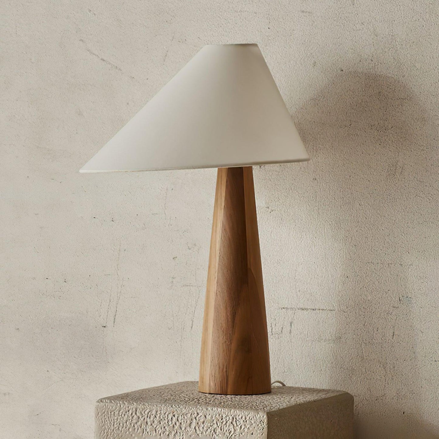 Alvin Table Lamp - Loonglight