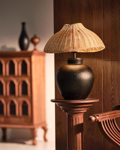 Amalia Table Lamp - Loonglight