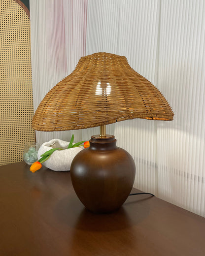 Amalia Table Lamp - Loonglight
