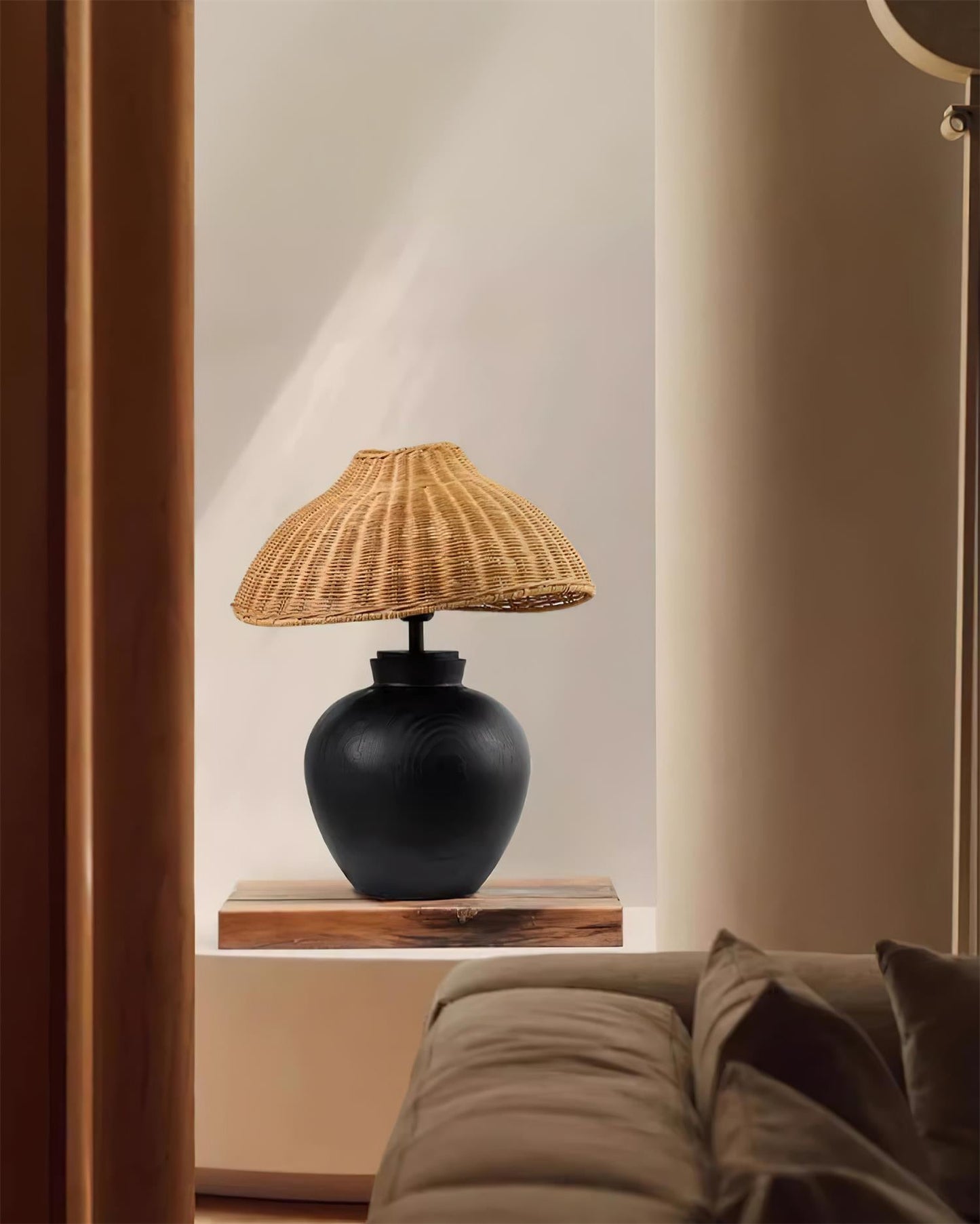 Amalia Table Lamp - Loonglight