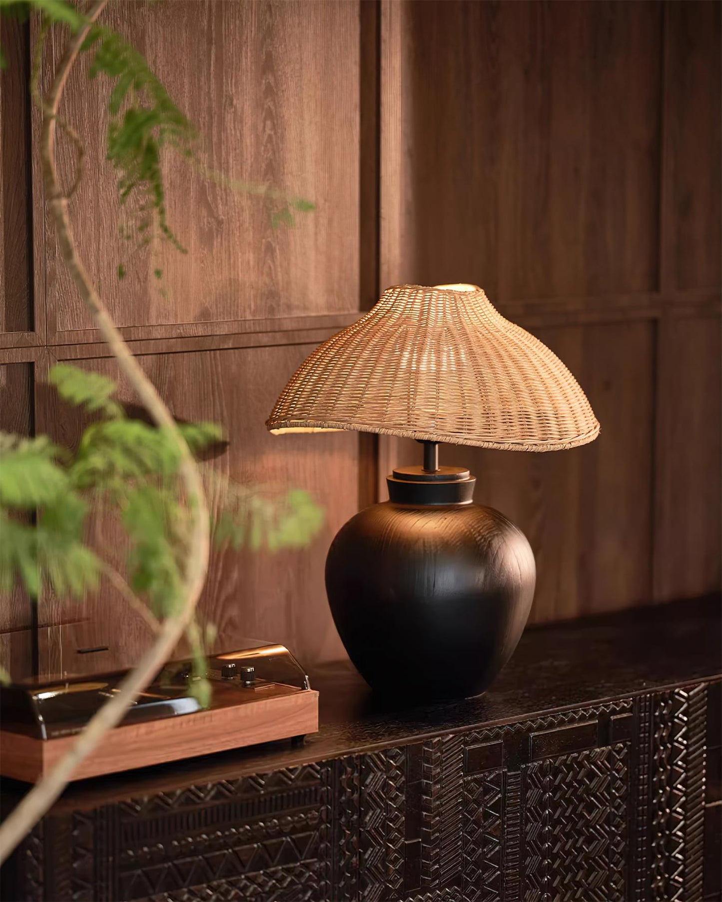 Amalia Table Lamp - Loonglight