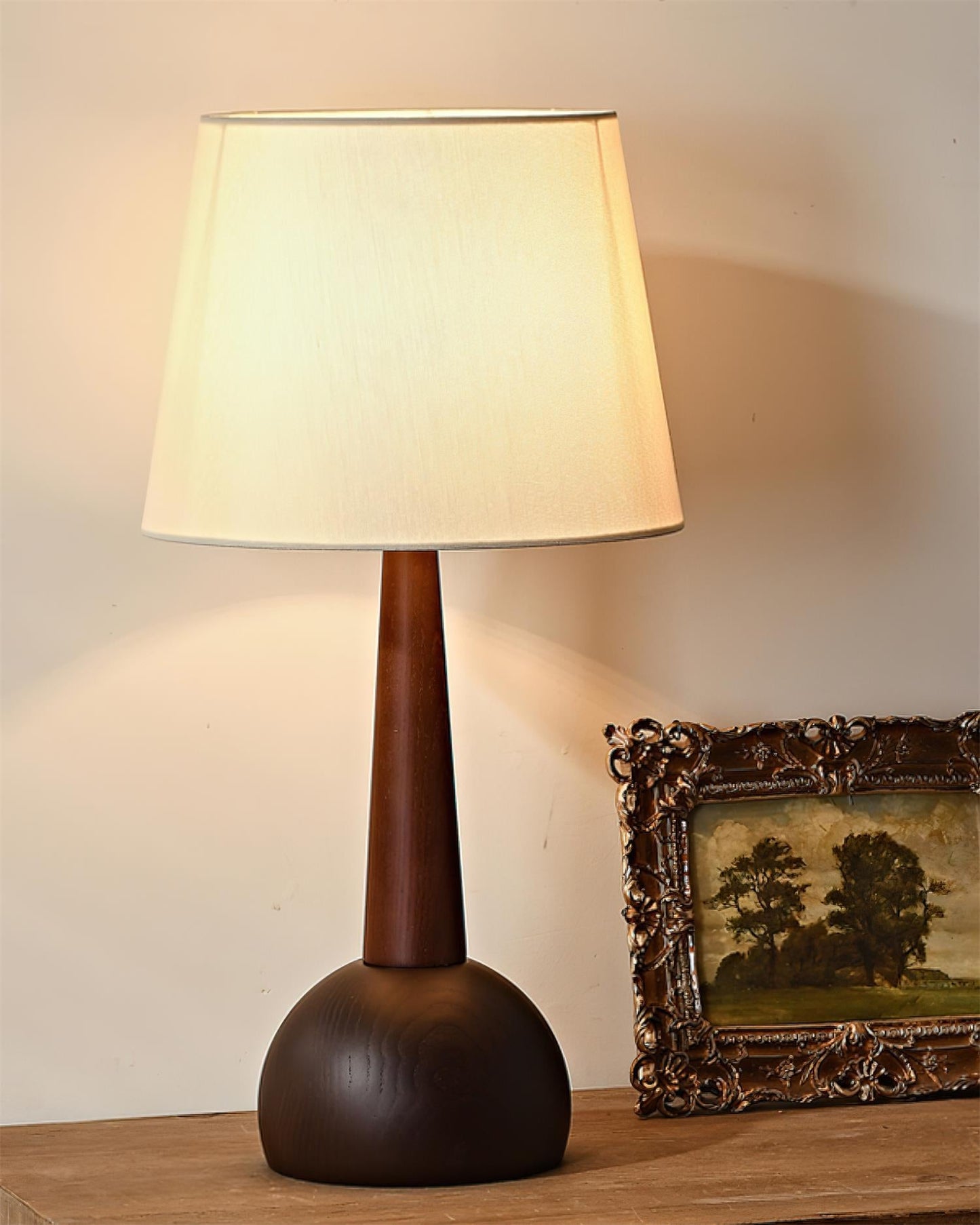 Amire Table Lamp