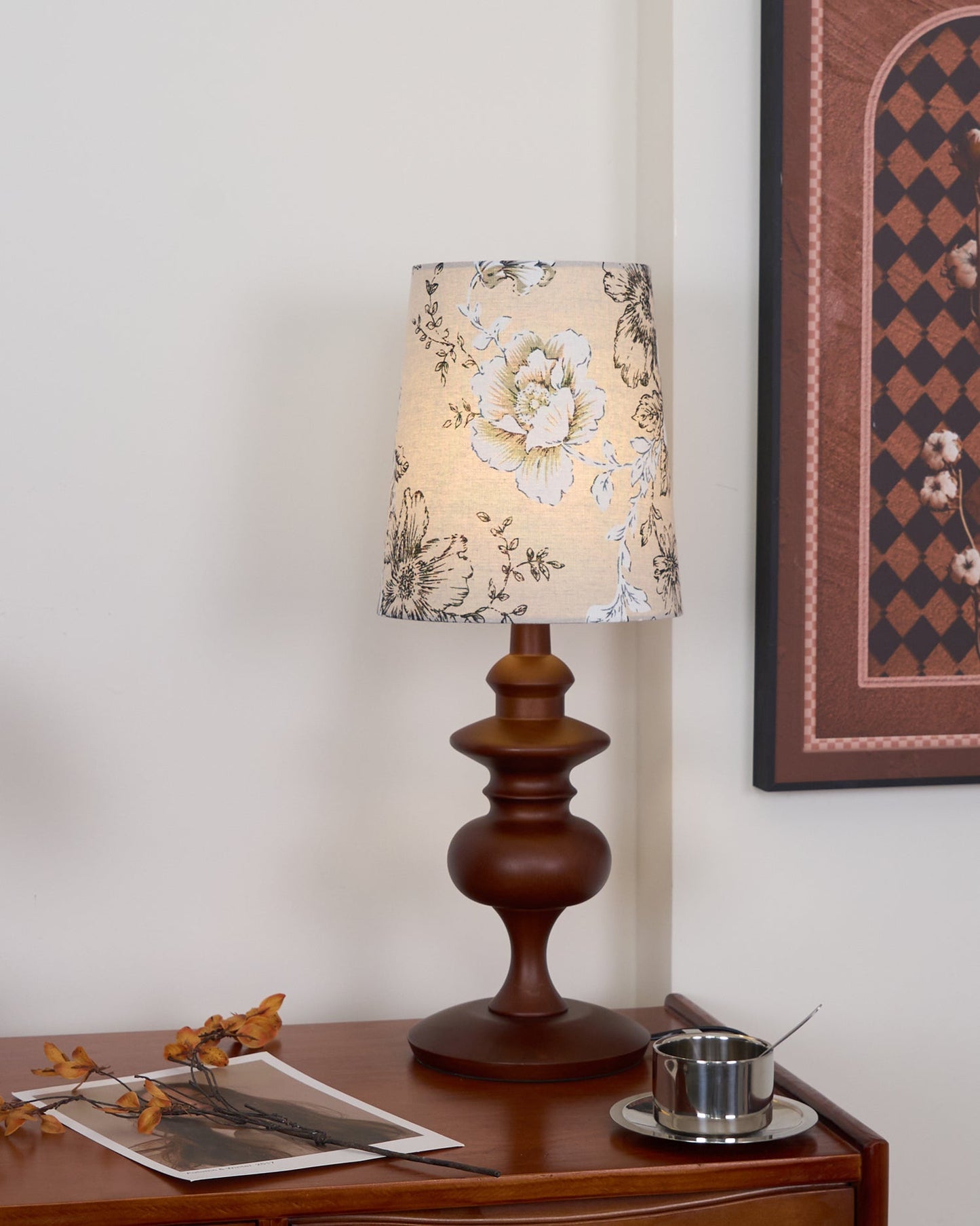 Ariana Table Lamp - Loonglight