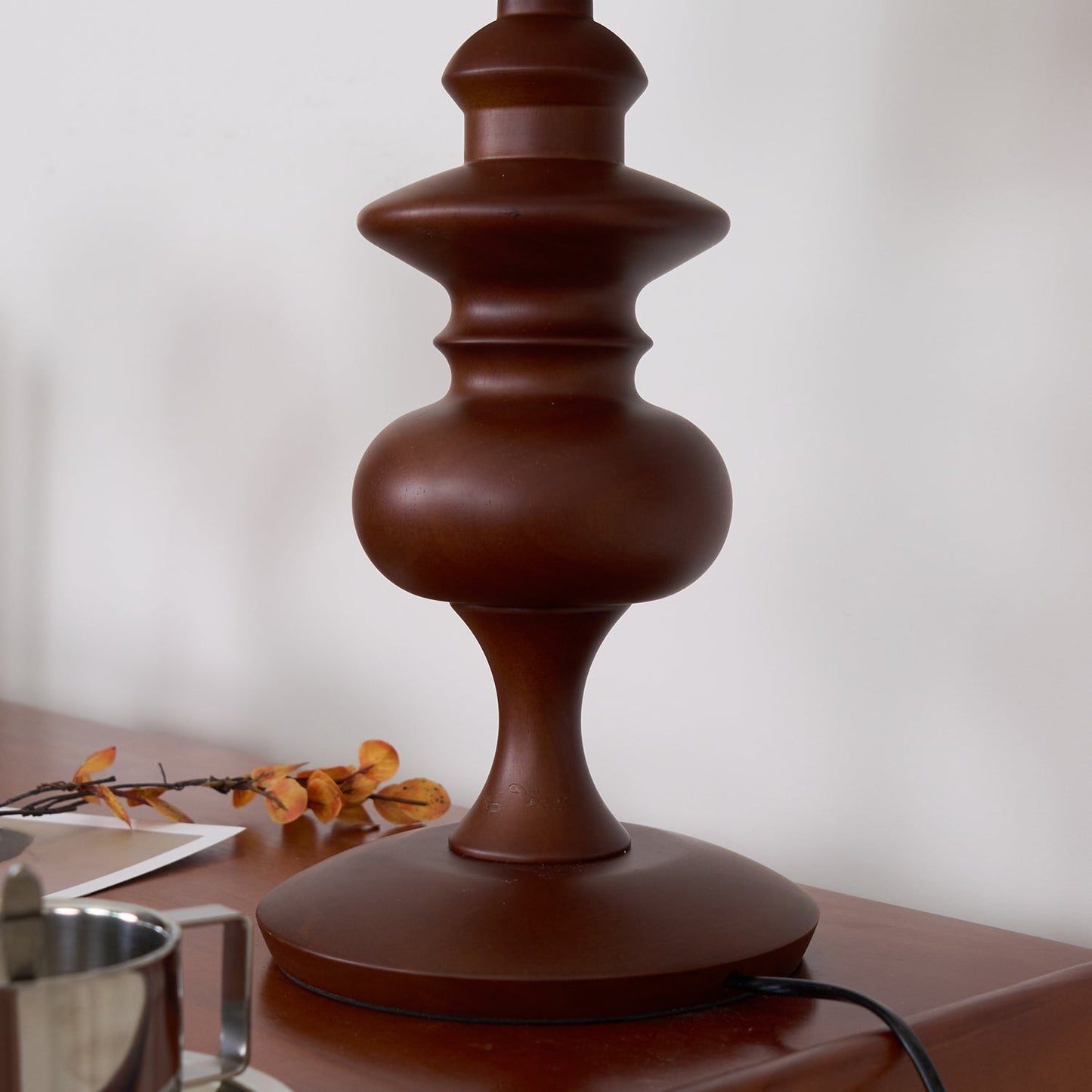 Ariana Table Lamp - Loonglight