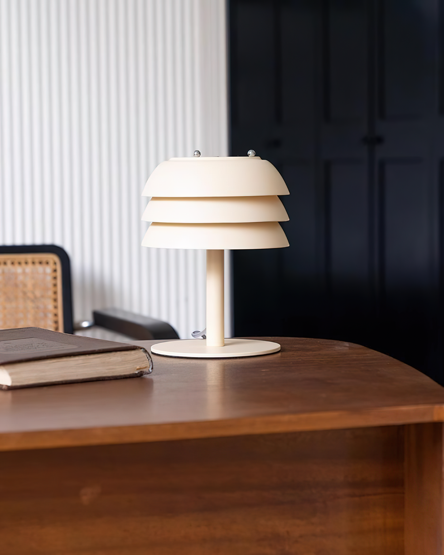 Aulenti Table Lamp - Loonglight