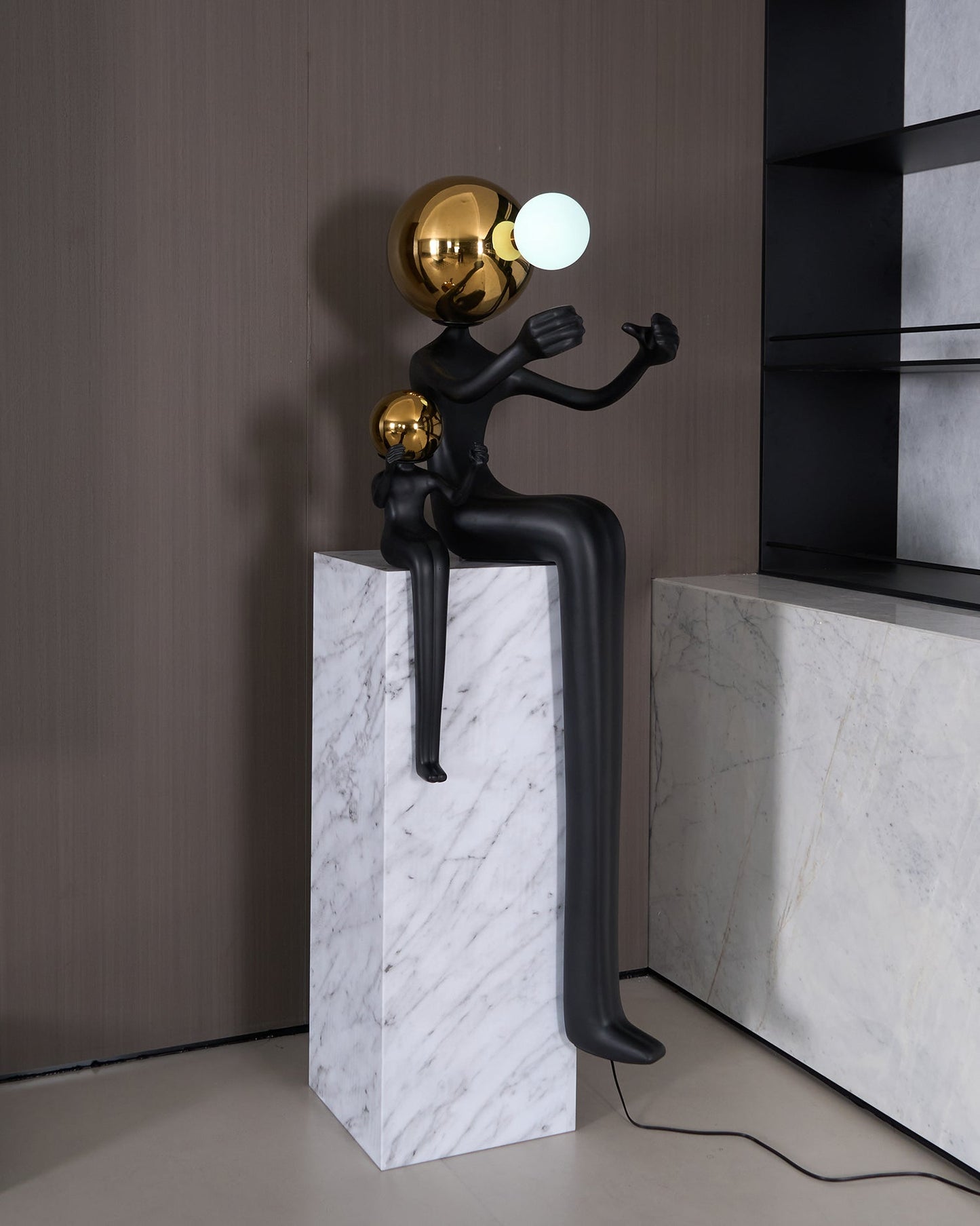 Aura Sculpture Floor Lamp - Loonglight