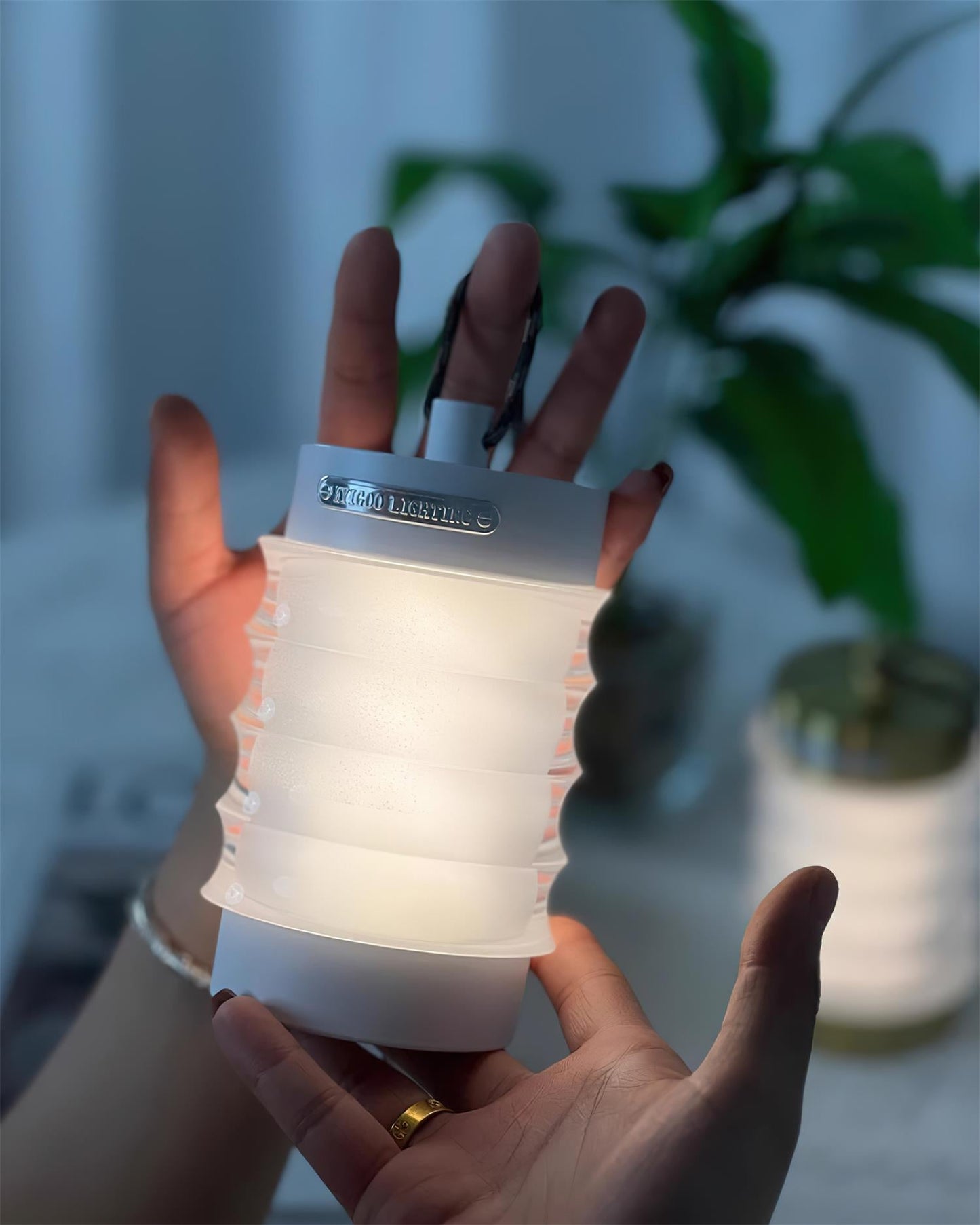 Balia Table Lamp - Loonglight