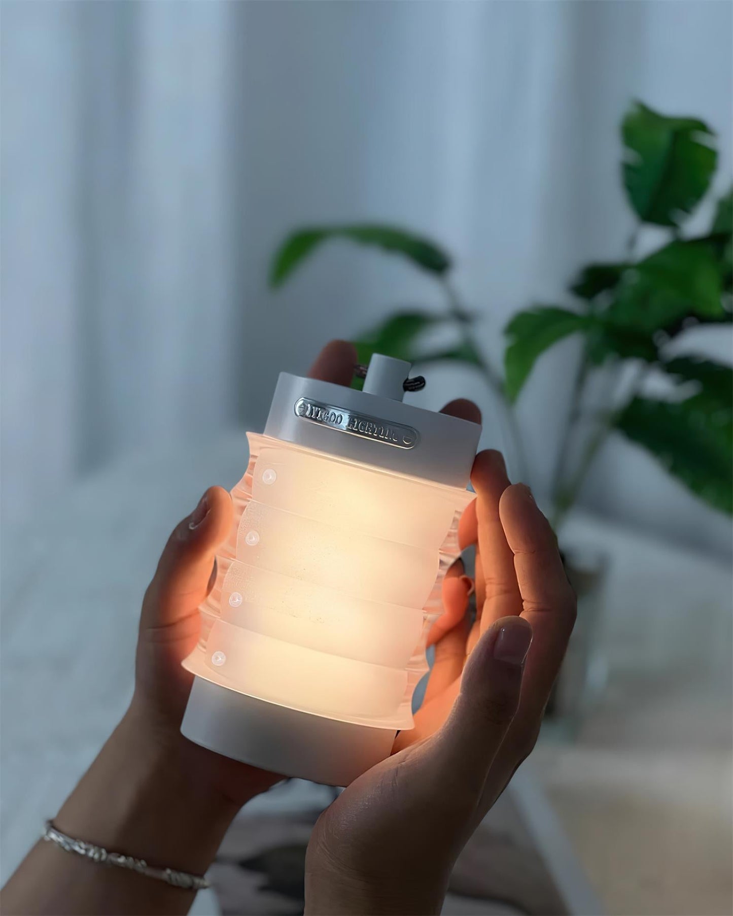 Balia Table Lamp - Loonglight