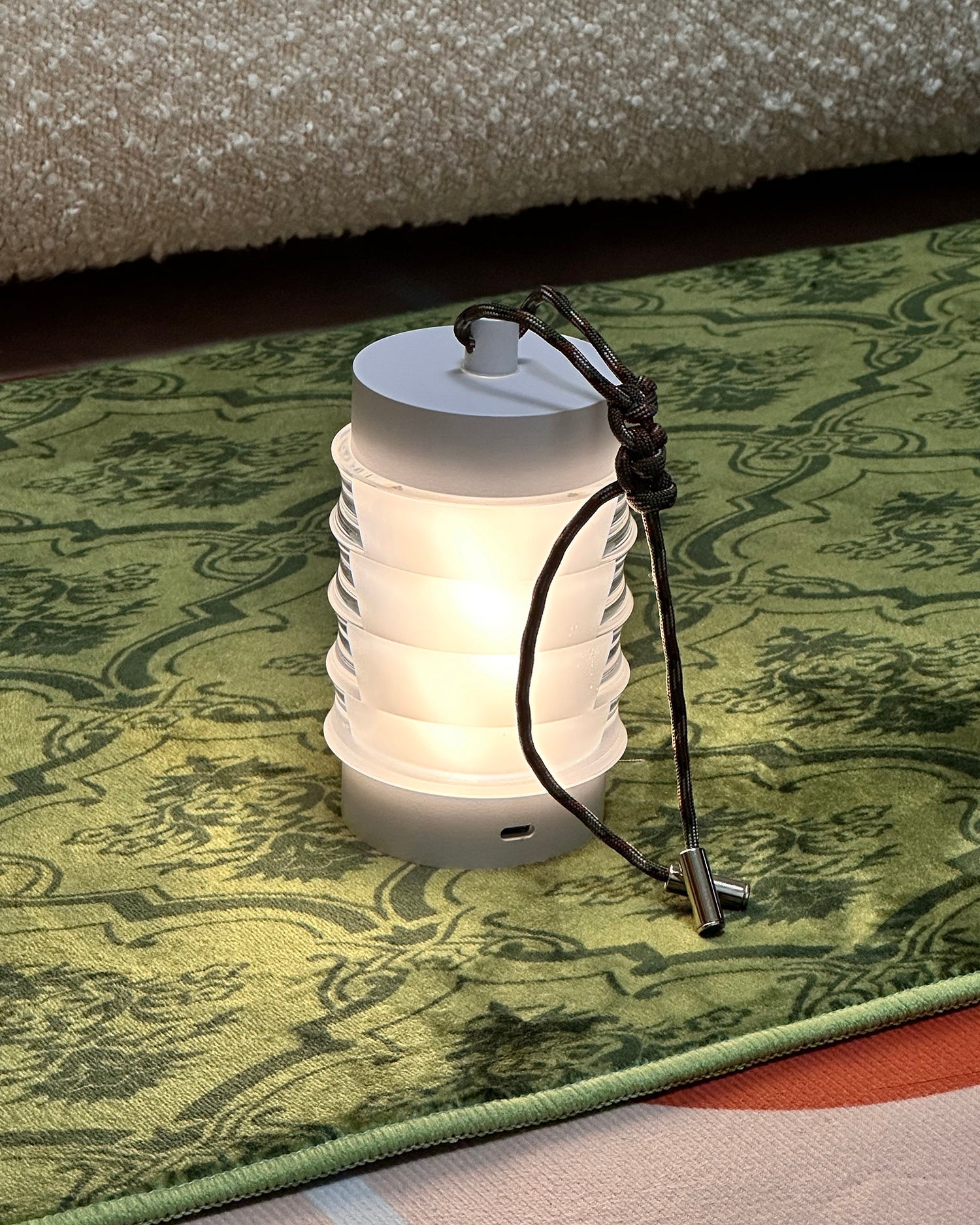 Balia Table Lamp - Loonglight