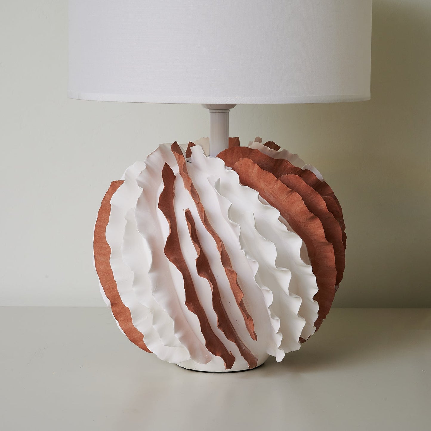 Balza Table Lamp - Loonglight