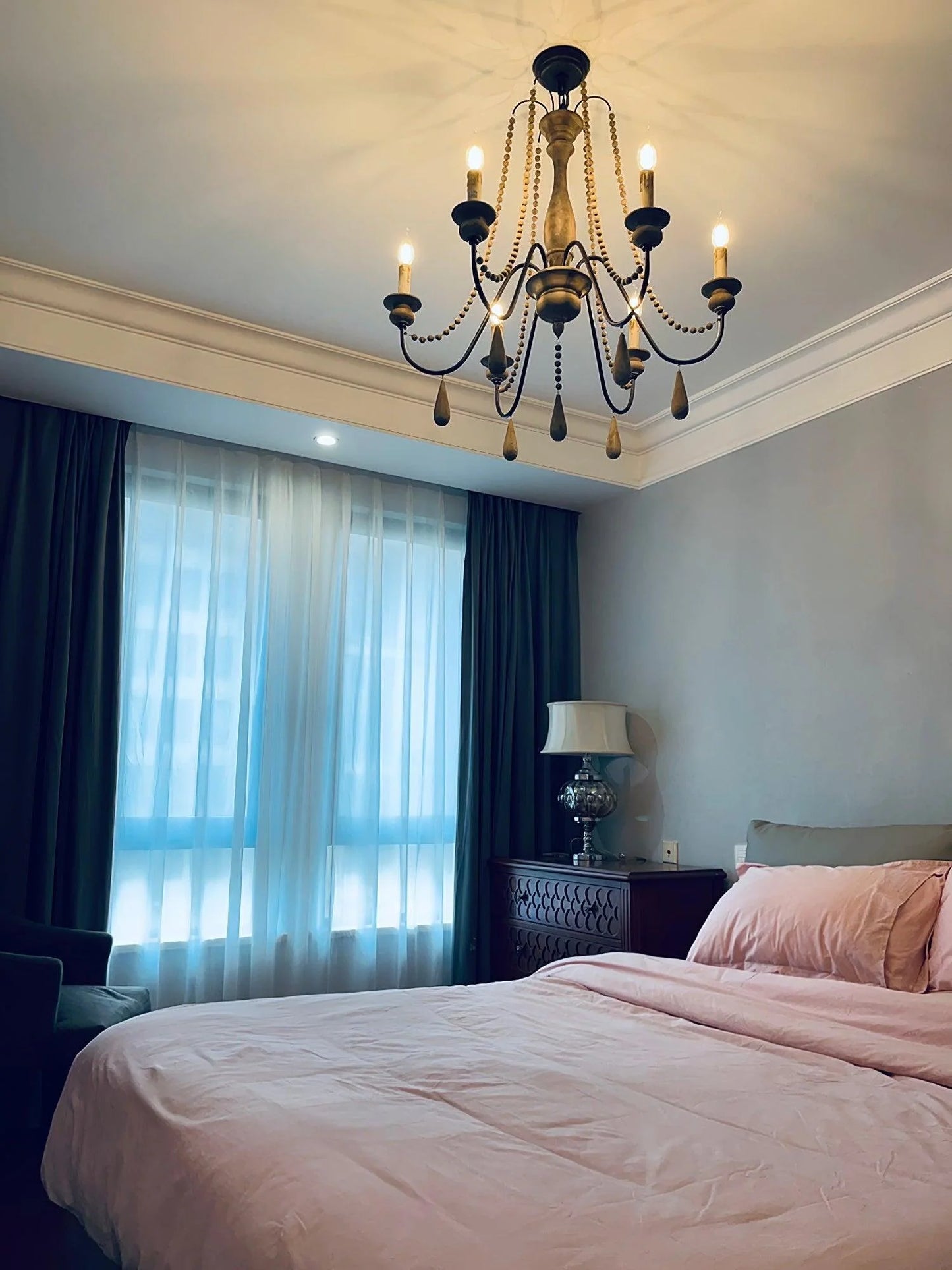 Beaded Candles And Chandeliers - Loonglight