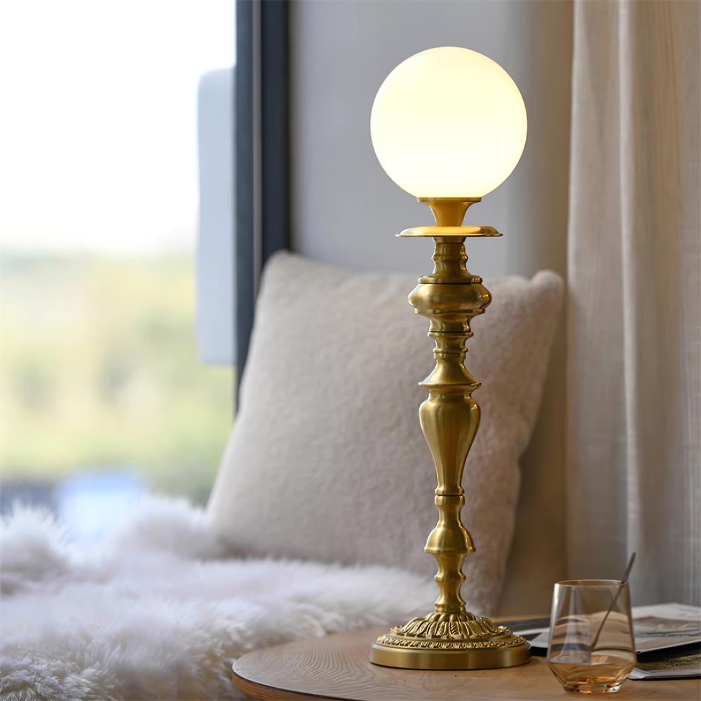 Beatty Brass Table Lamp - Loonglight