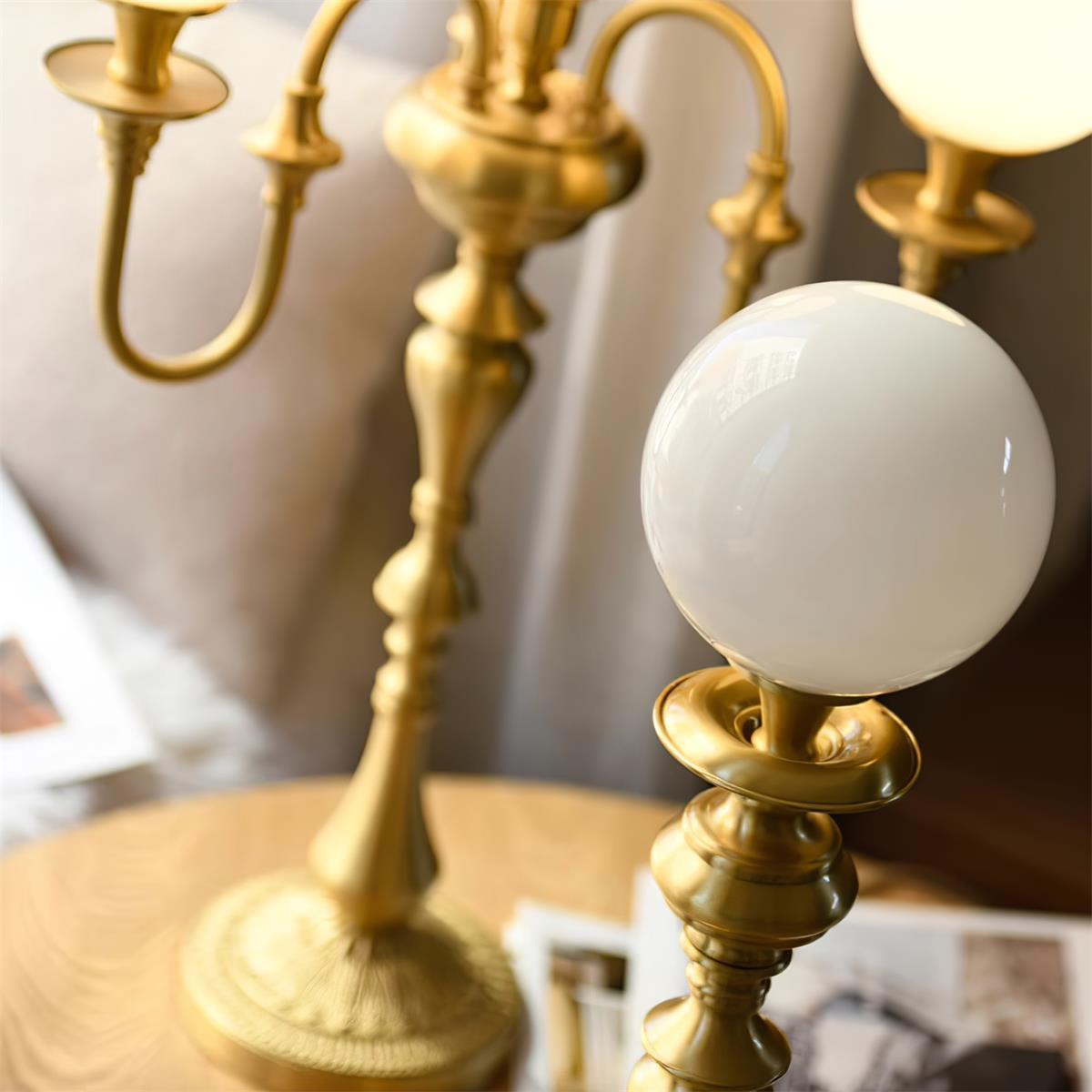Beatty Brass Table Lamp - Loonglight