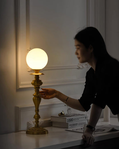 Beatty Brass Table Lamp - Loonglight