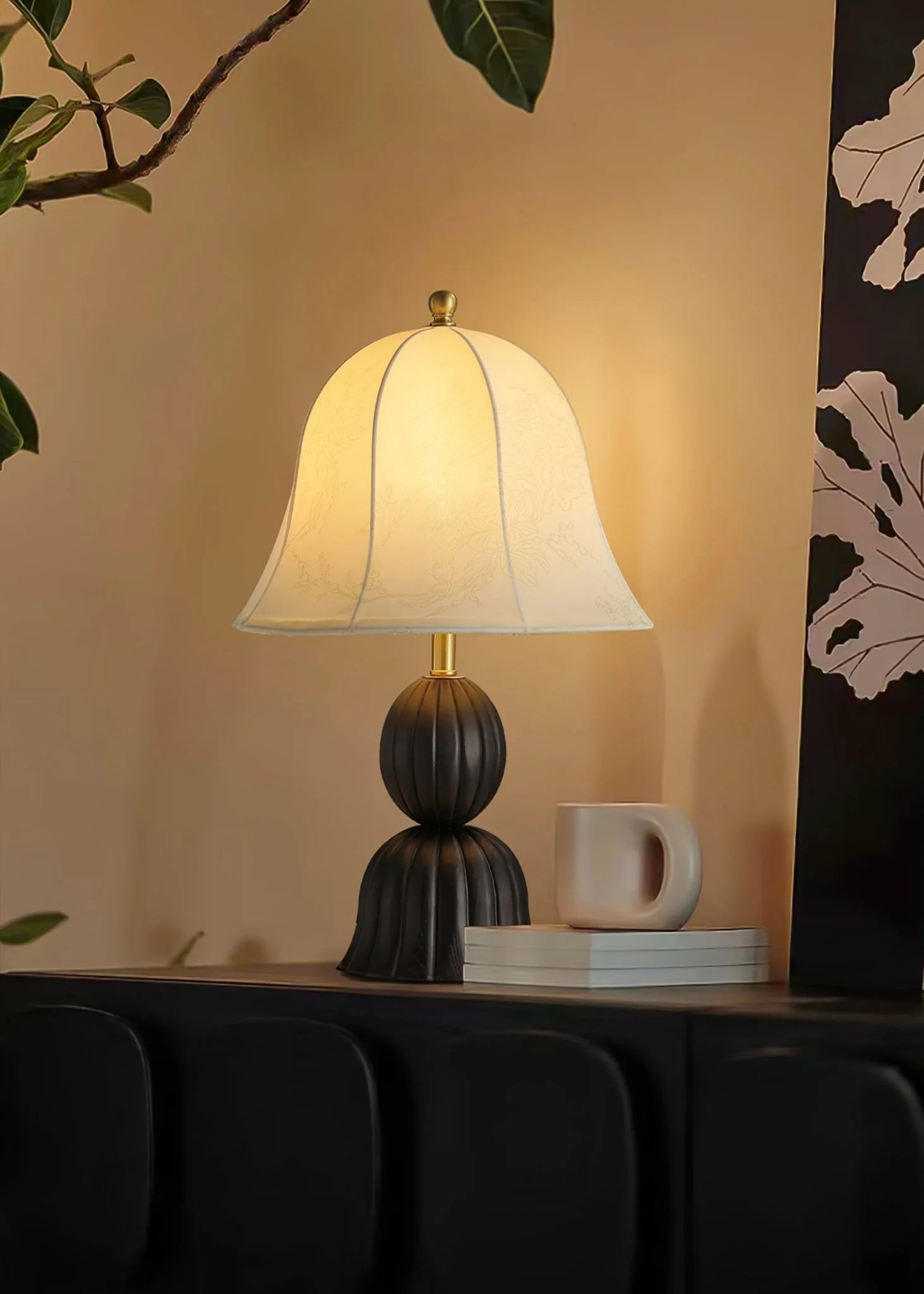Belle Cour Table Lamp - Loonglight
