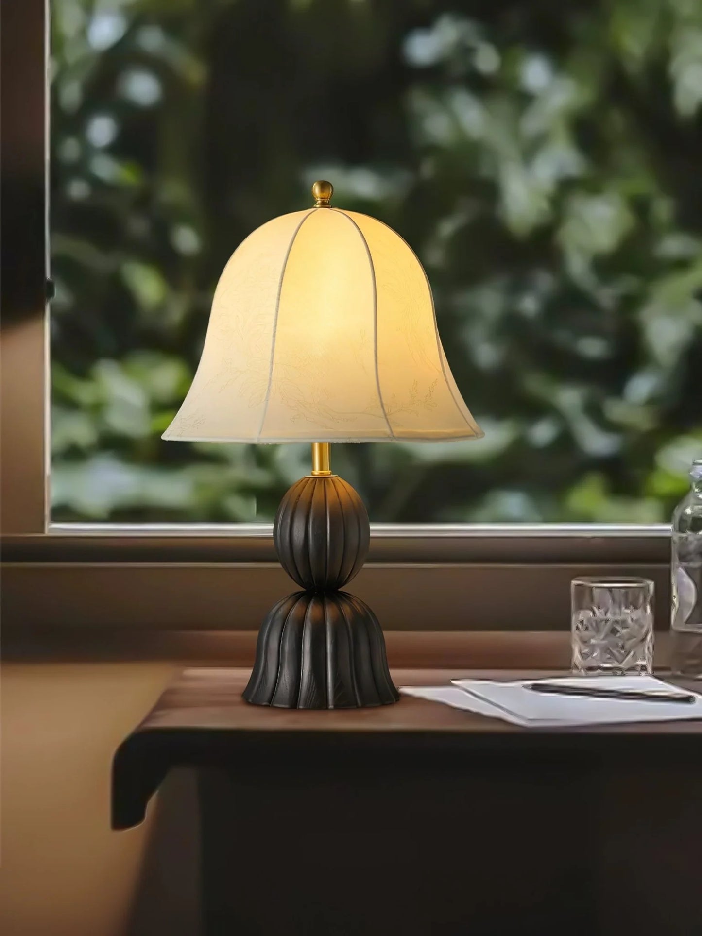 Belle Cour Table Lamp - Loonglight