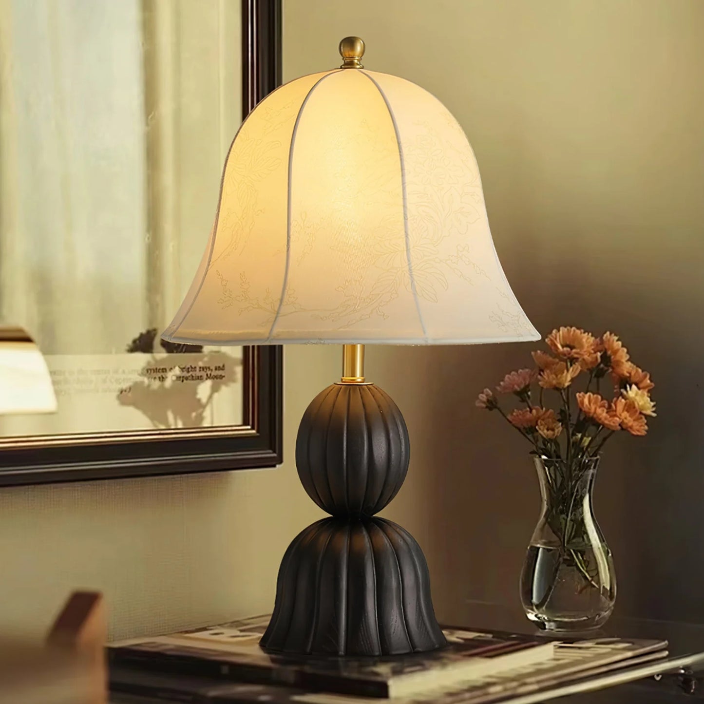 Belle Cour Table Lamp - Loonglight
