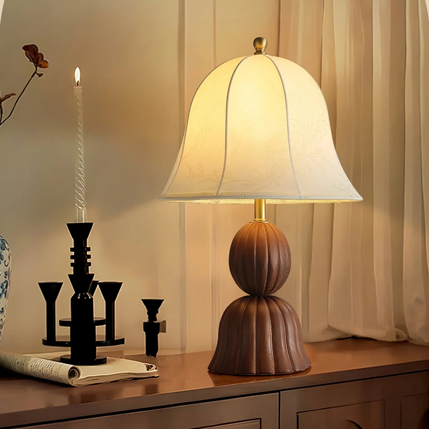 Belle Cour Table Lamp - Loonglight