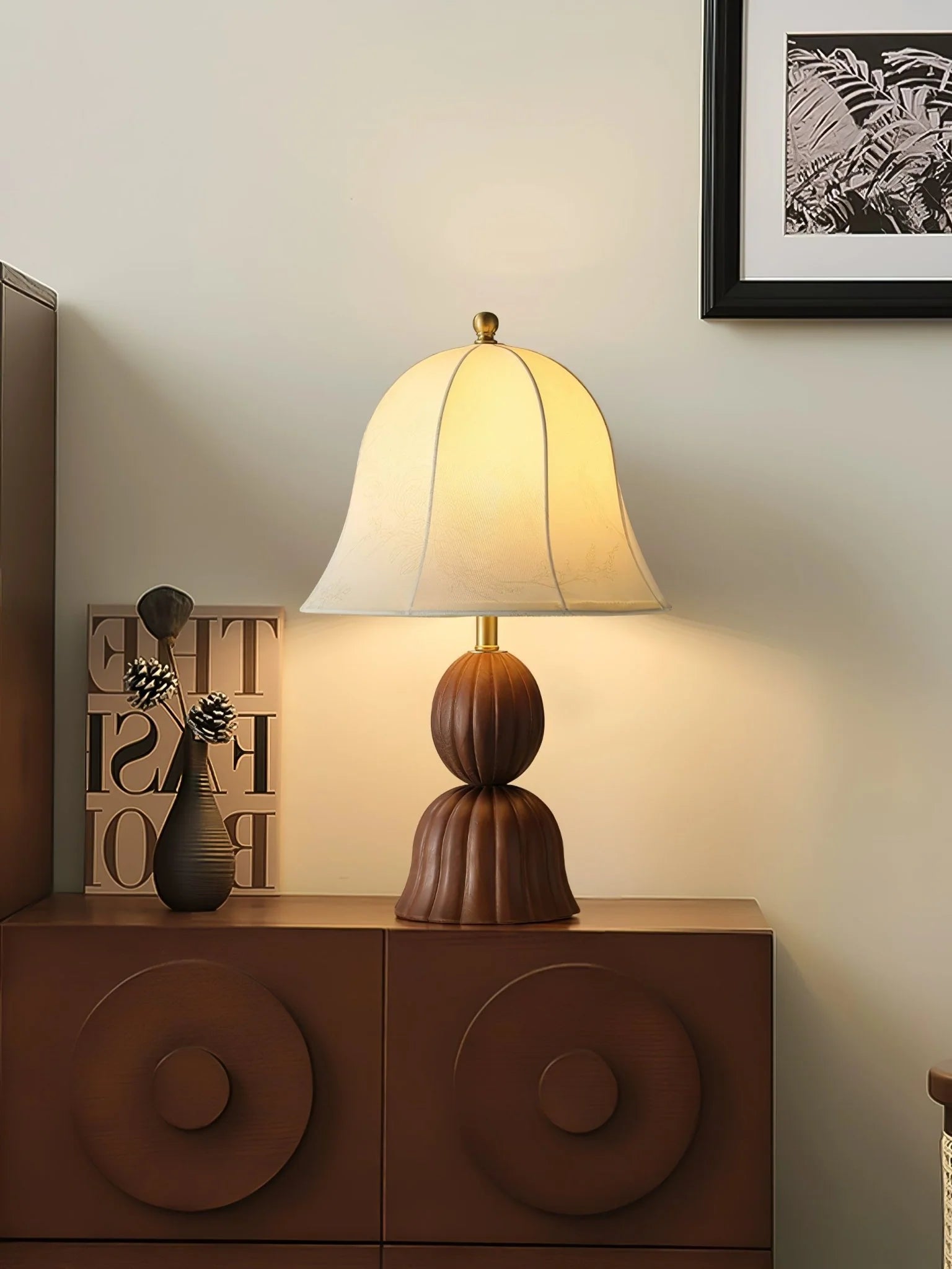 Belle Cour Table Lamp - Loonglight