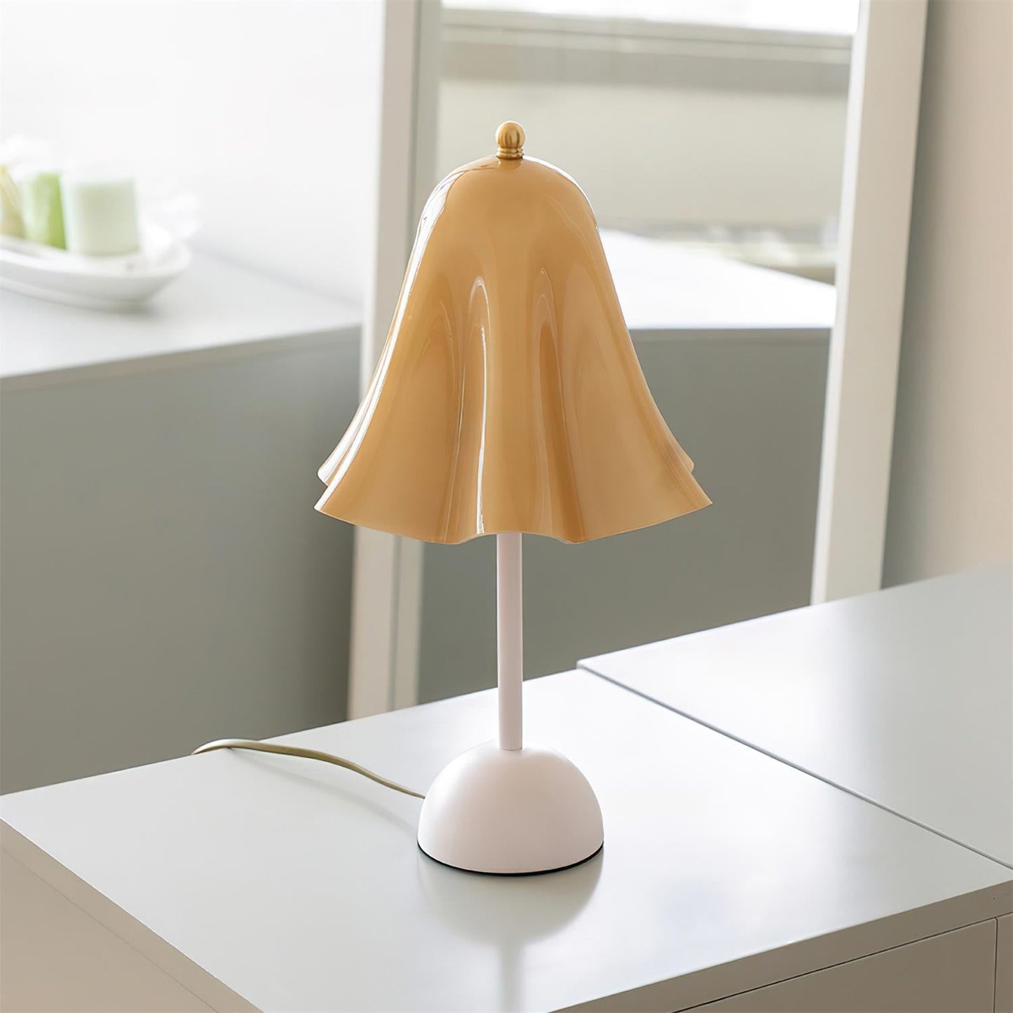 Bellis Table Lamp - Loonglight
