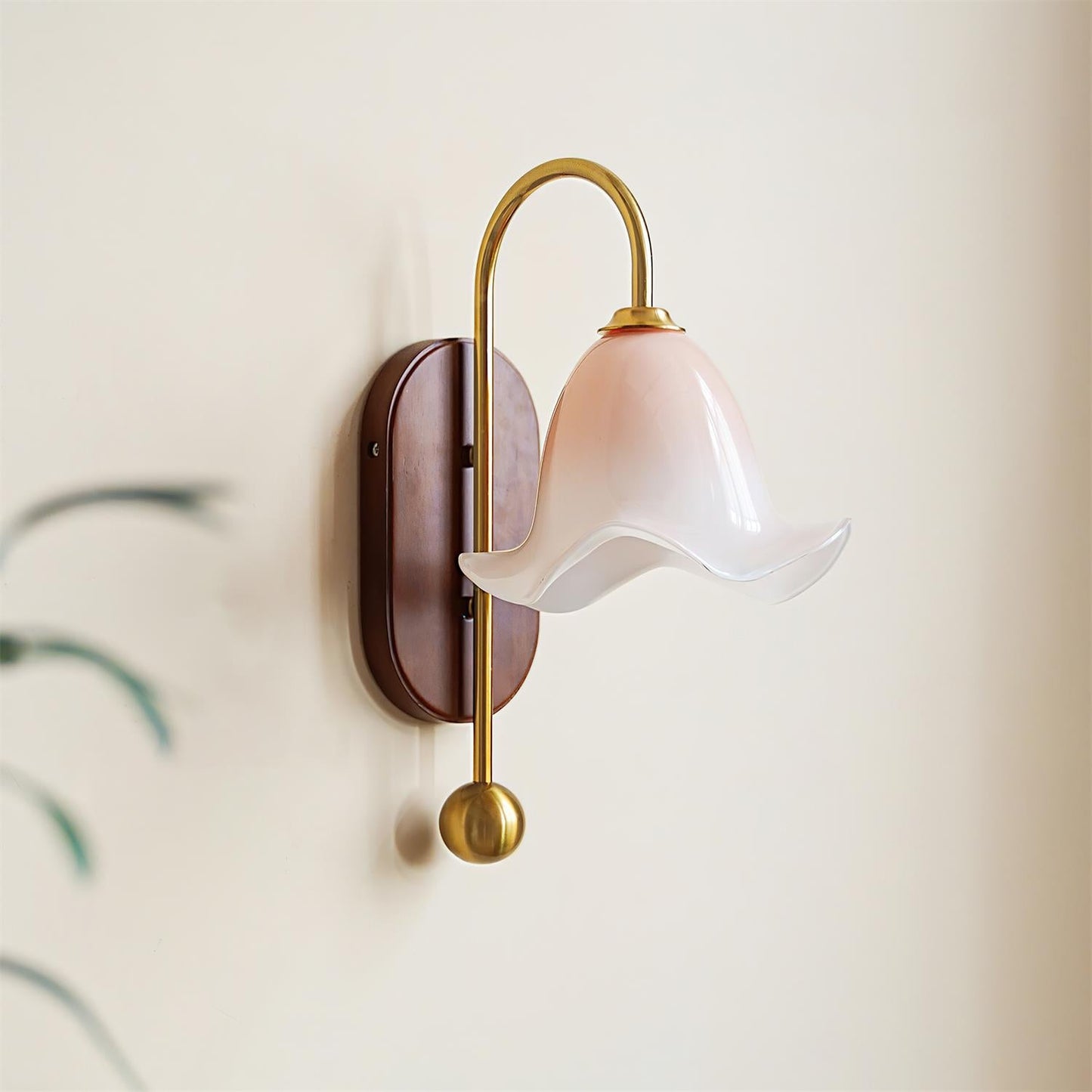 Bellora Vintage Petal Wall Lamp