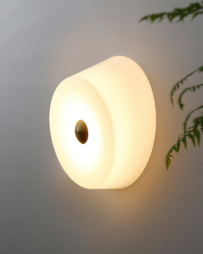 Ben Glass Wall Lamp
