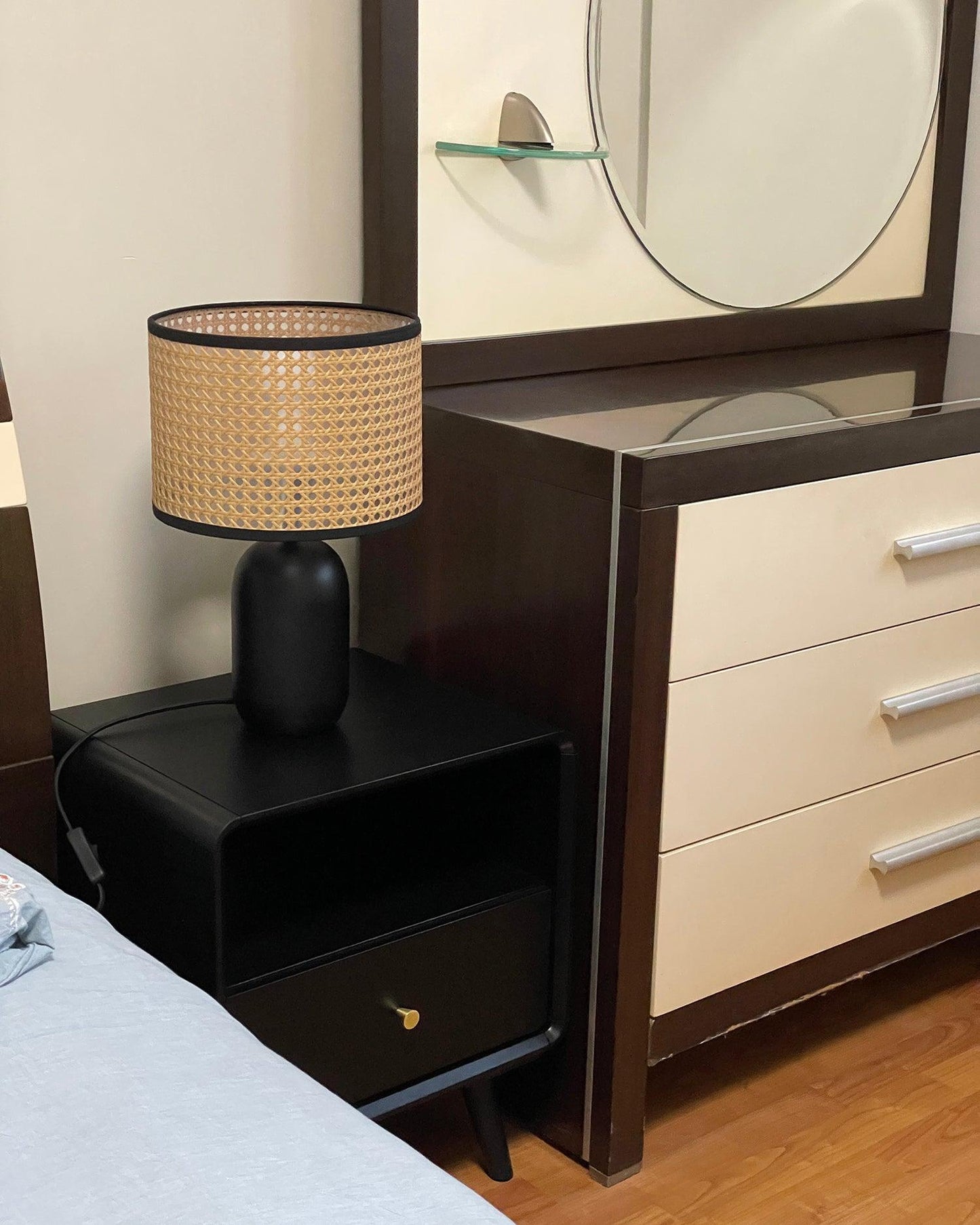 Blakely Table Lamp - Loonglight