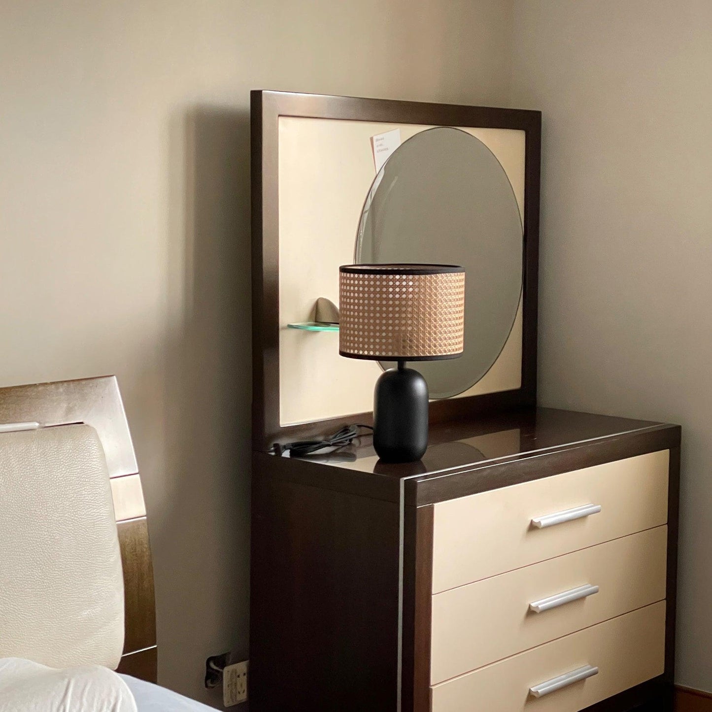 Blakely Table Lamp - Loonglight
